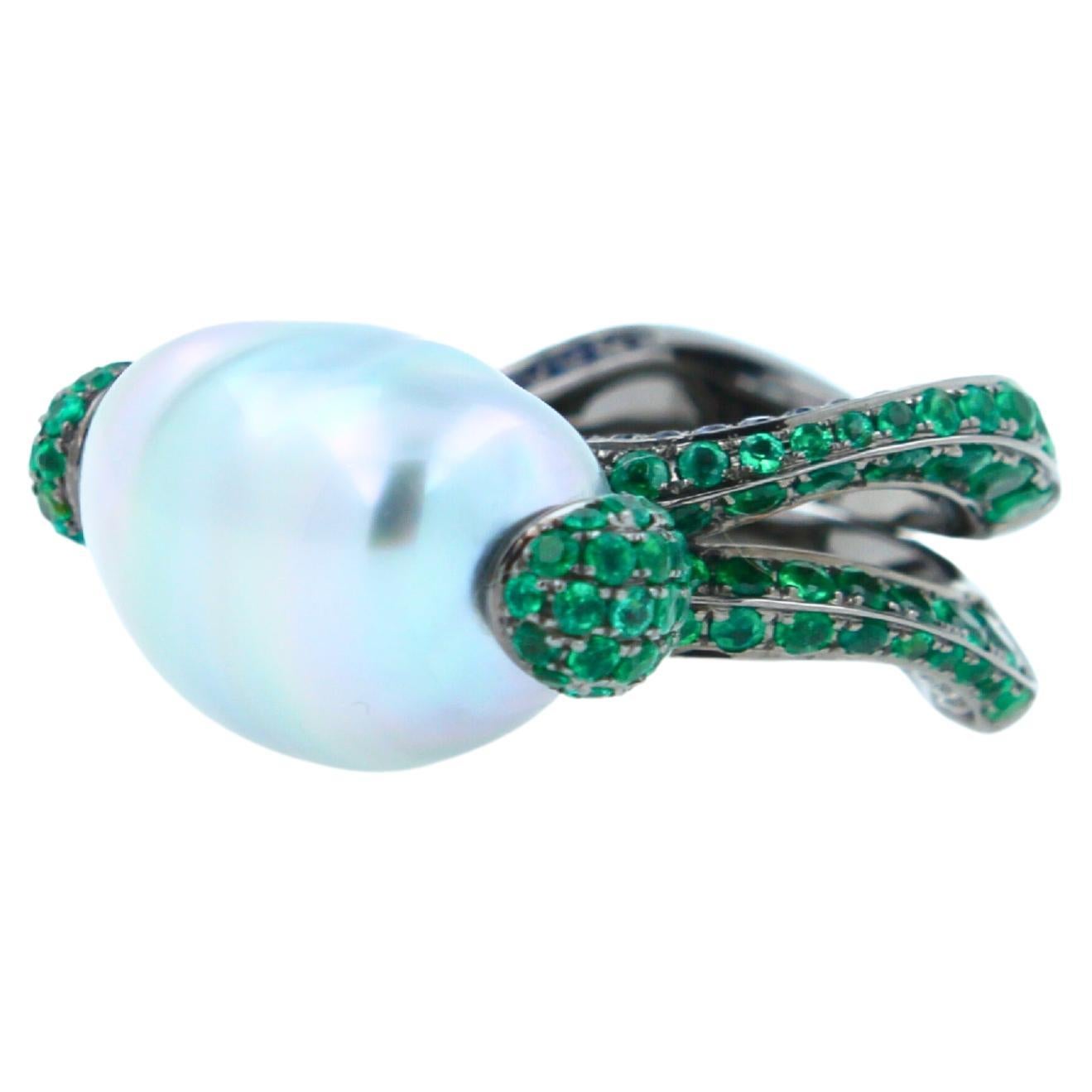 Silvery White Iridescent South Sea Pearl Emerald Diamond Sapphire 18k Gold Ring For Sale 1
