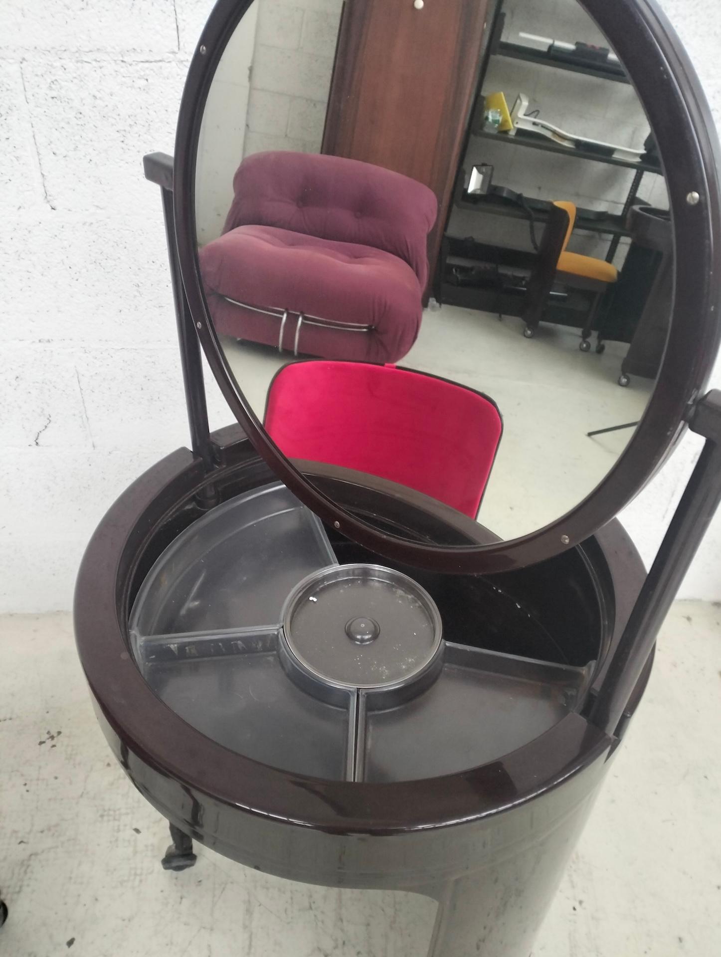 Silvi red Vanity table on wheels by Studio Kastilia , 1970s For Sale 3