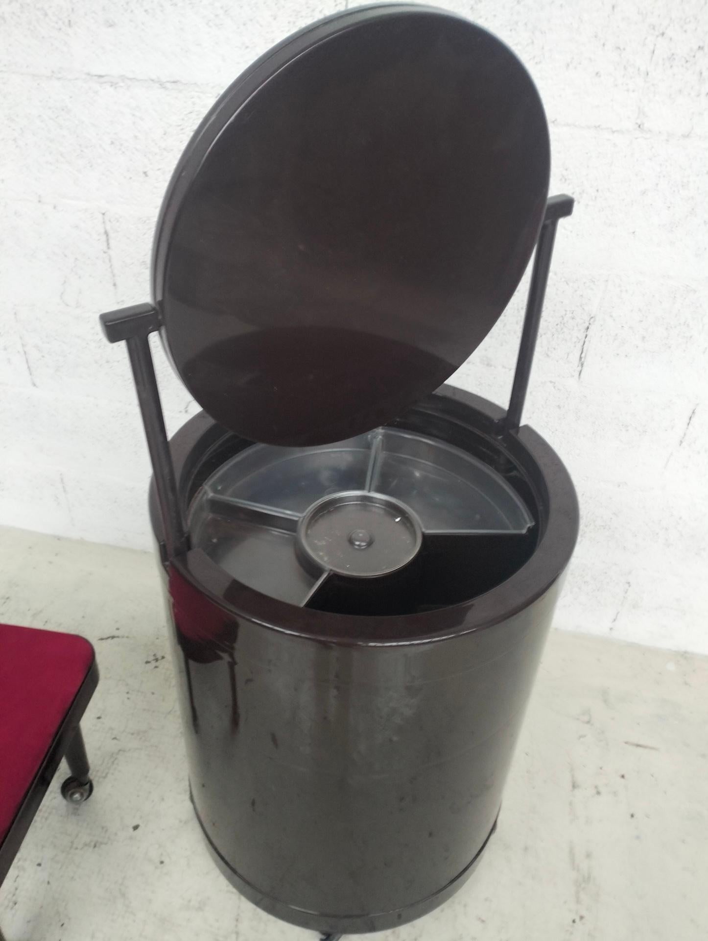 Silvi red Vanity table on wheels by Studio Kastilia , 1970s For Sale 5