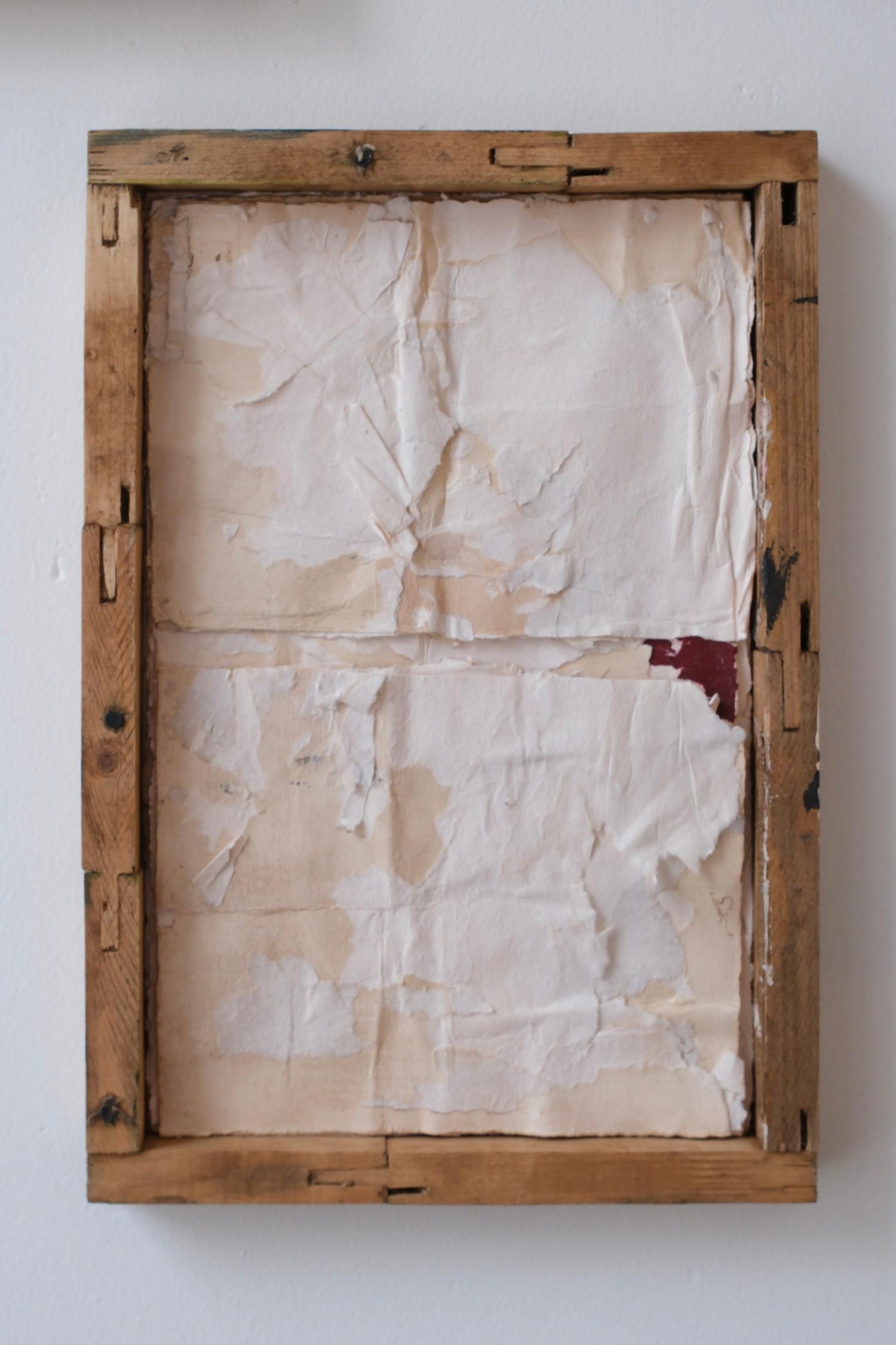 Technique mixte minimaliste sur papier, encadrée en bois, 2024 - 'Cartolina 5' en vente 5