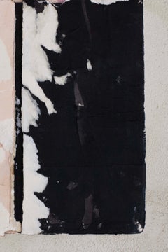 Relieve abstracto minimalista con textura para pared, realizado en papel artesanal, yeso y materiales naturales