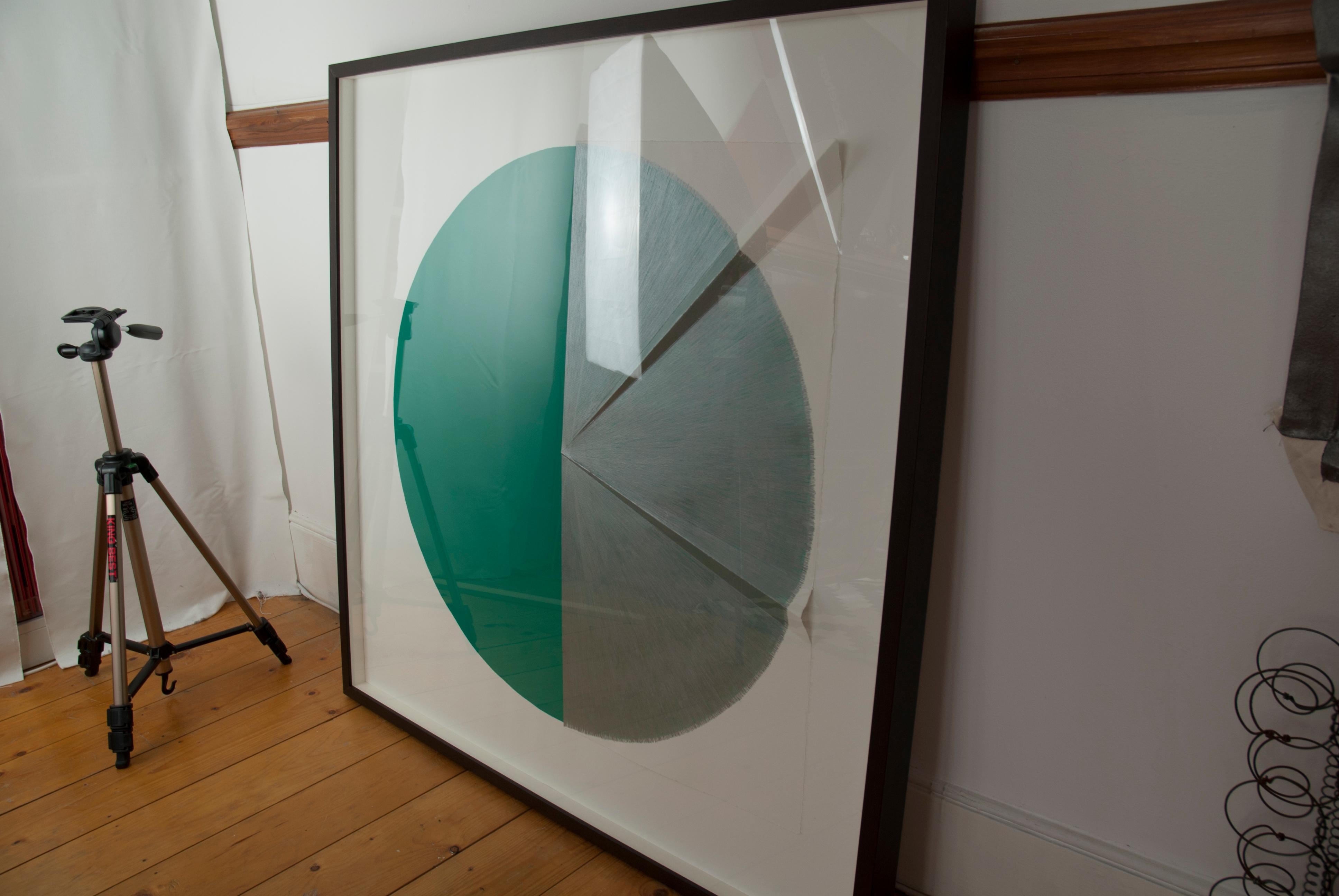 Green Cut Cable II: Circle Painting on paper and wood by Silvia Lerin For Sale 6