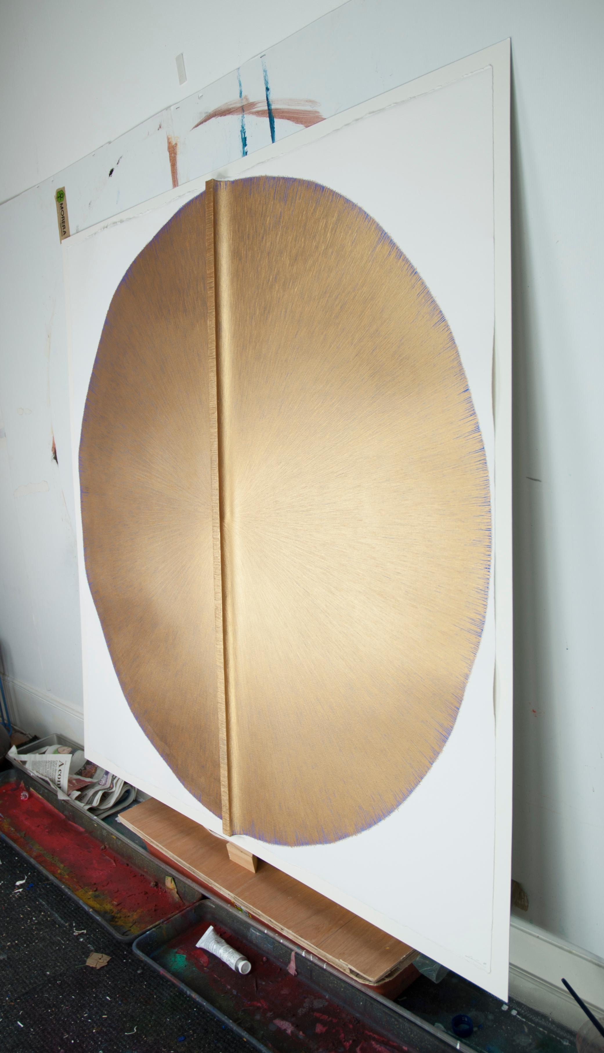 Solid Rod XXXI: Large, Gold Circle Painting on paper and wood by Silvia Lerin For Sale 3