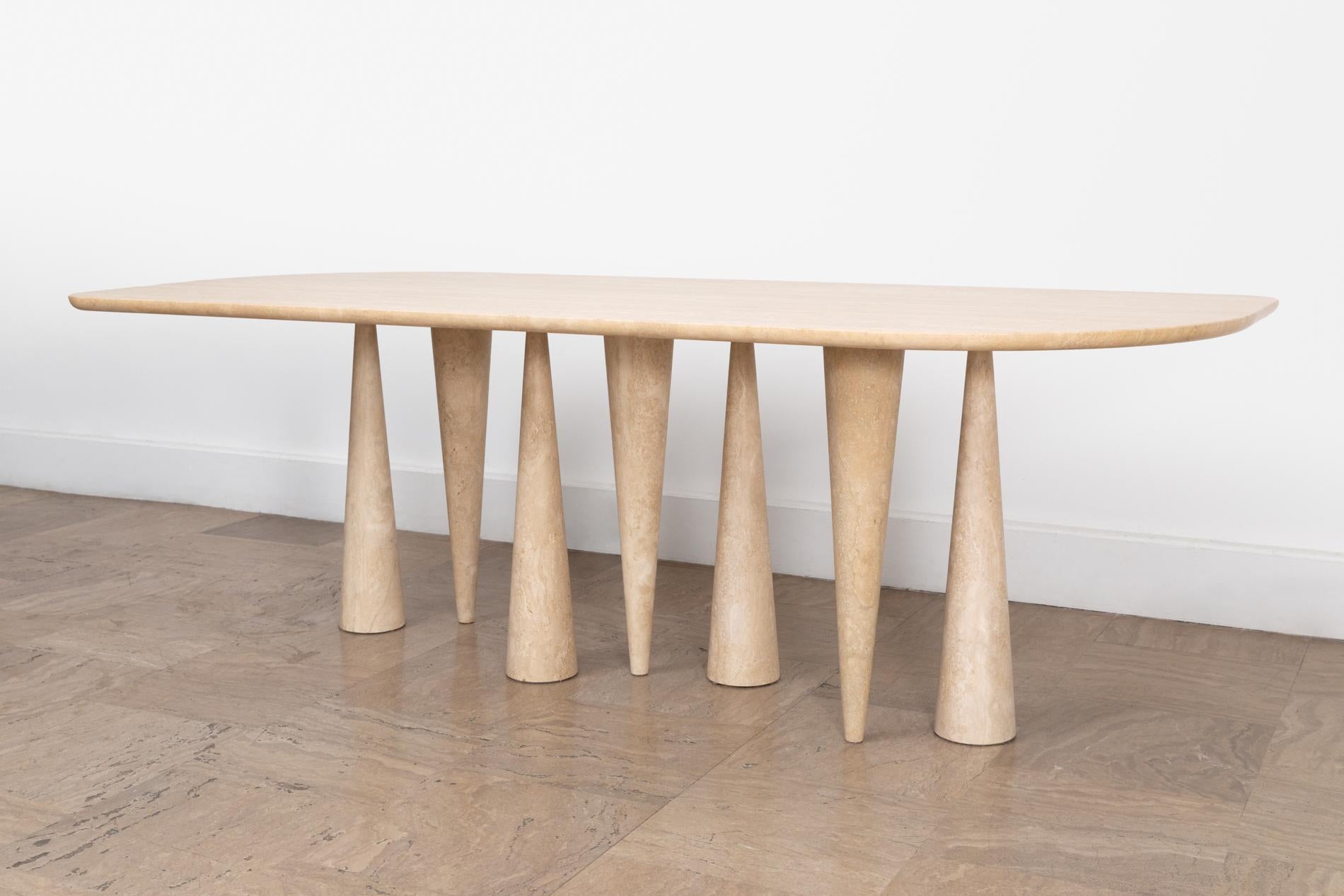Silvia Medium Dining Table by Moure Studio For Sale 3