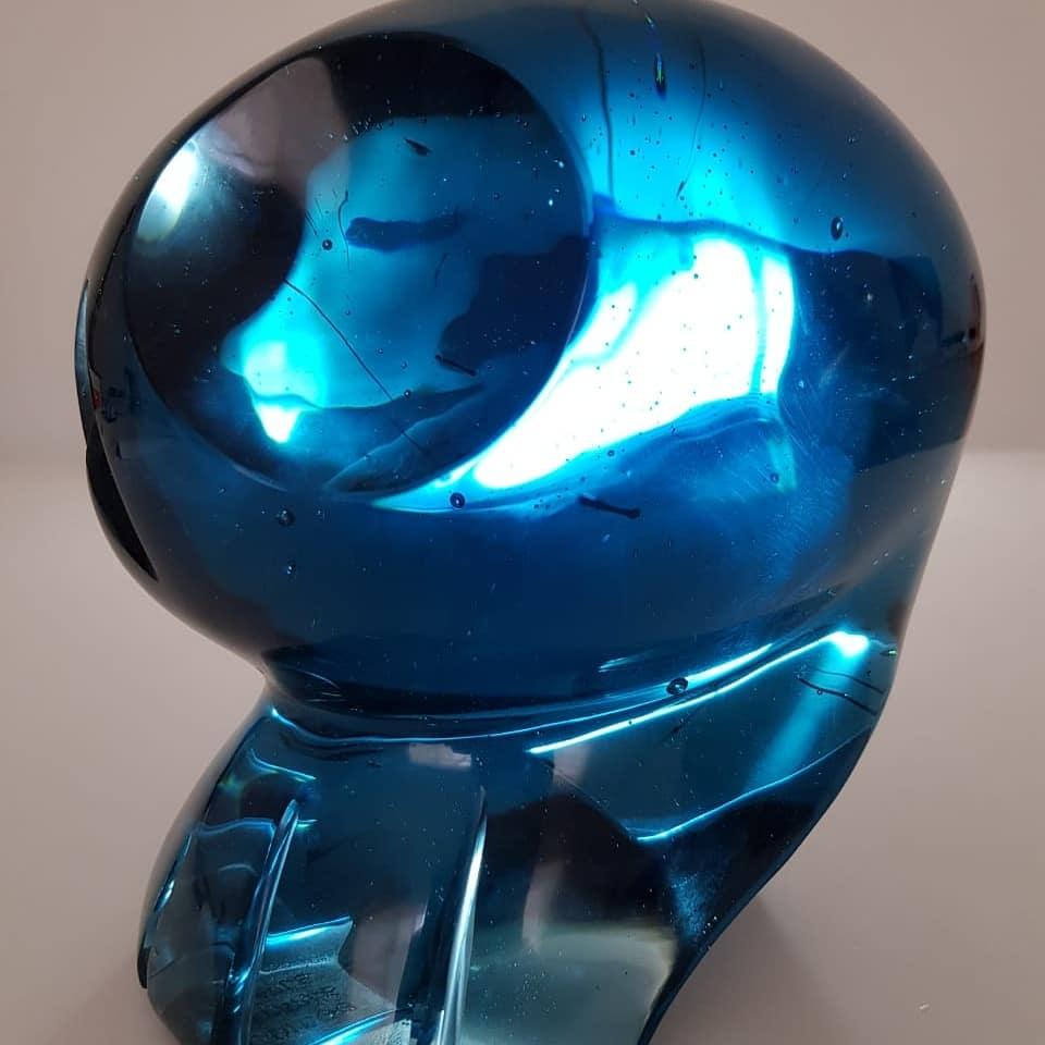 Silvino Lopeztovar, Alieno, rock crystal, 2018 - Sculpture by Silvino Lopez Tovar