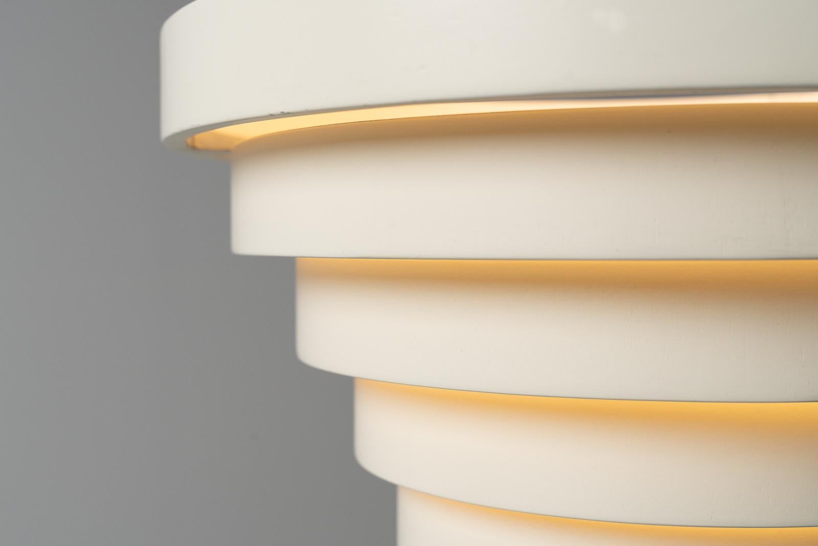 Silvio Bilangione Helga Floor Lamp Italy 1967 In Good Condition In Roosendaal, Noord Brabant