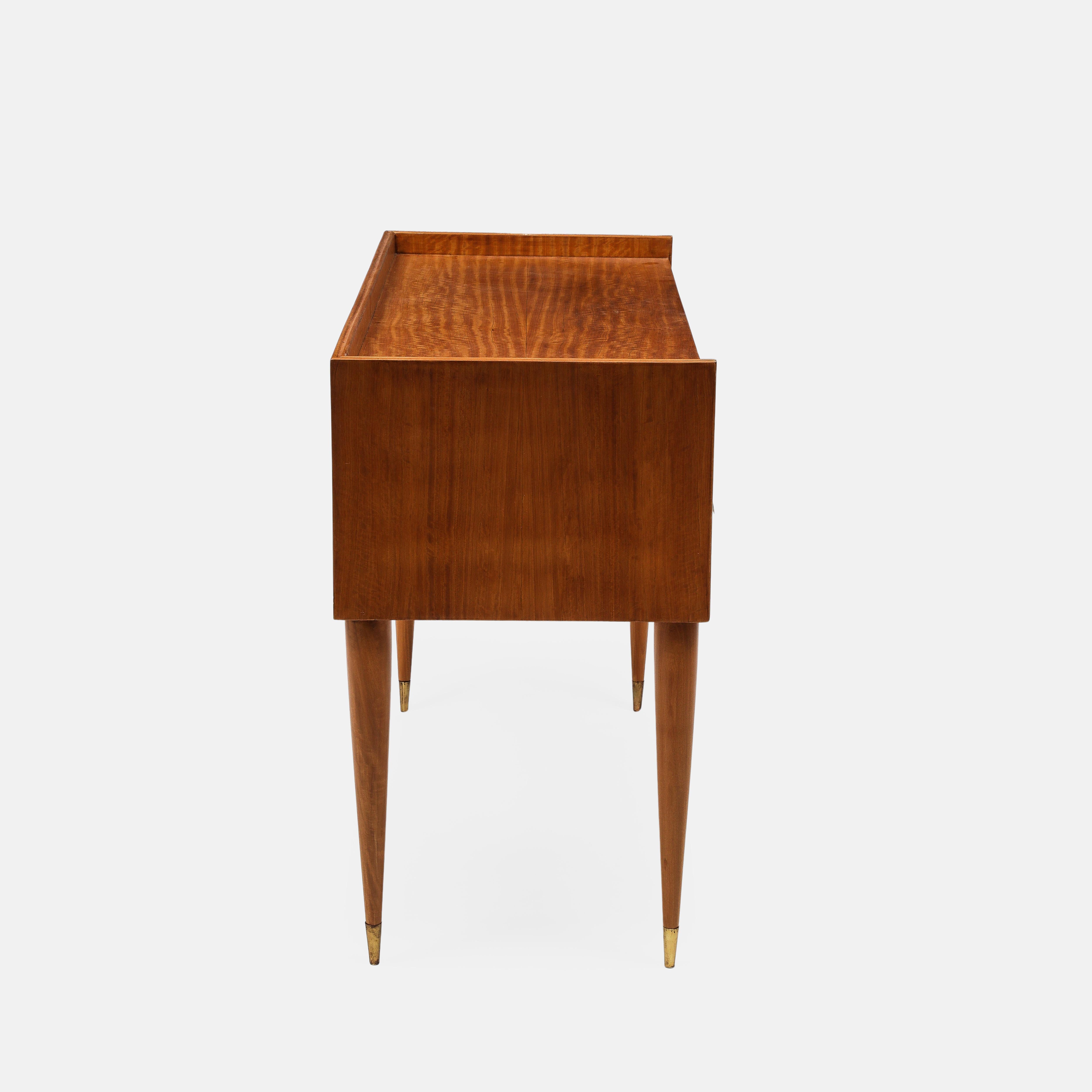 Silvio Cavatorta Birch Desk and Matching Chair in Ivory Bouclé, Italy, 1940s For Sale 1