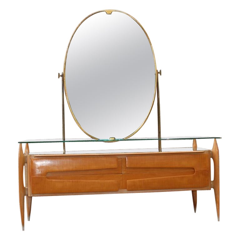 Commode Silvio Cavatorta en érable avec miroir et laiton Milieu du siècle