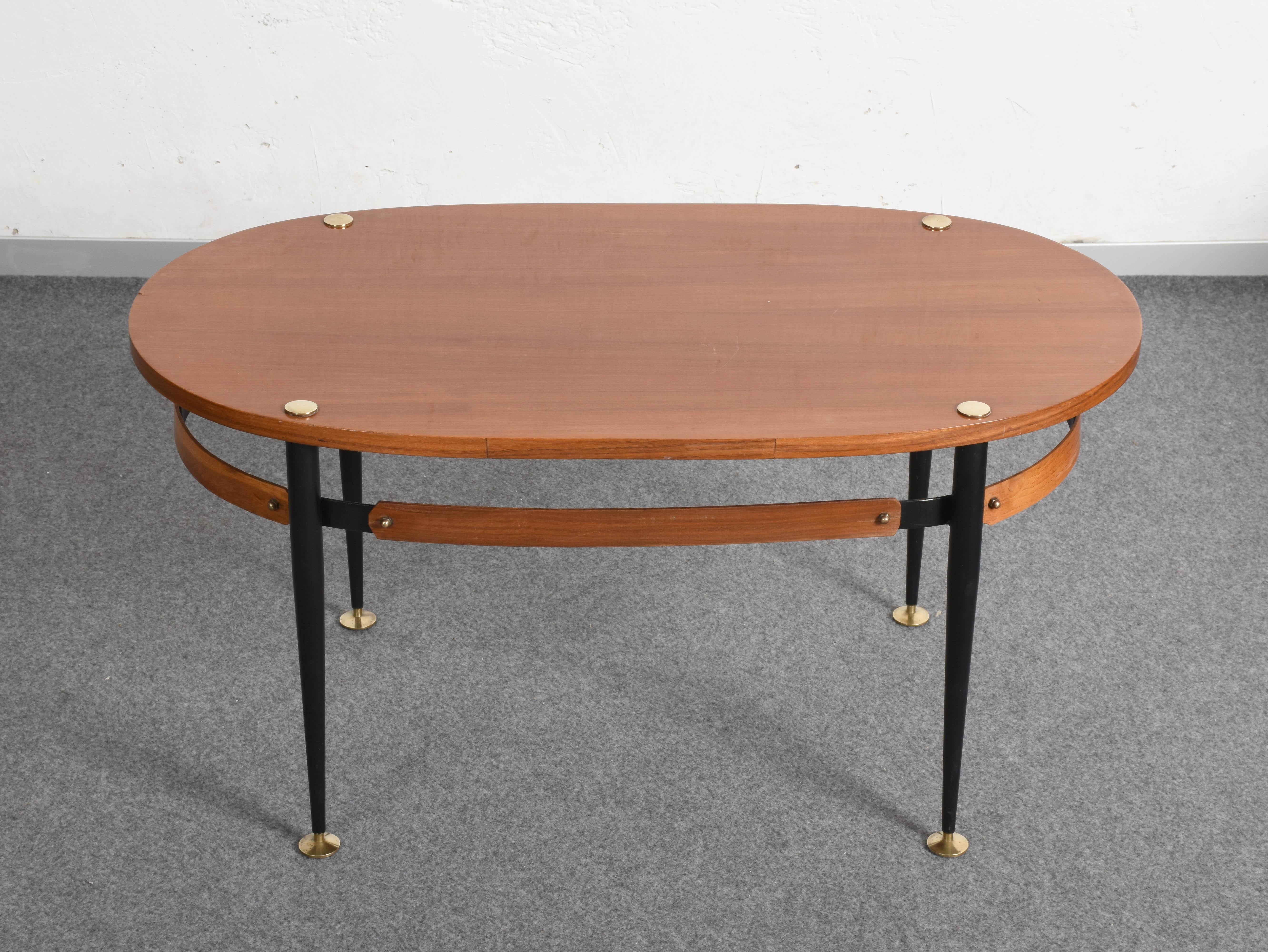 Silvio Cavatorta Midcentury Iron and Teak Wood Oval Italian Coffee Table, 1950s For Sale 1