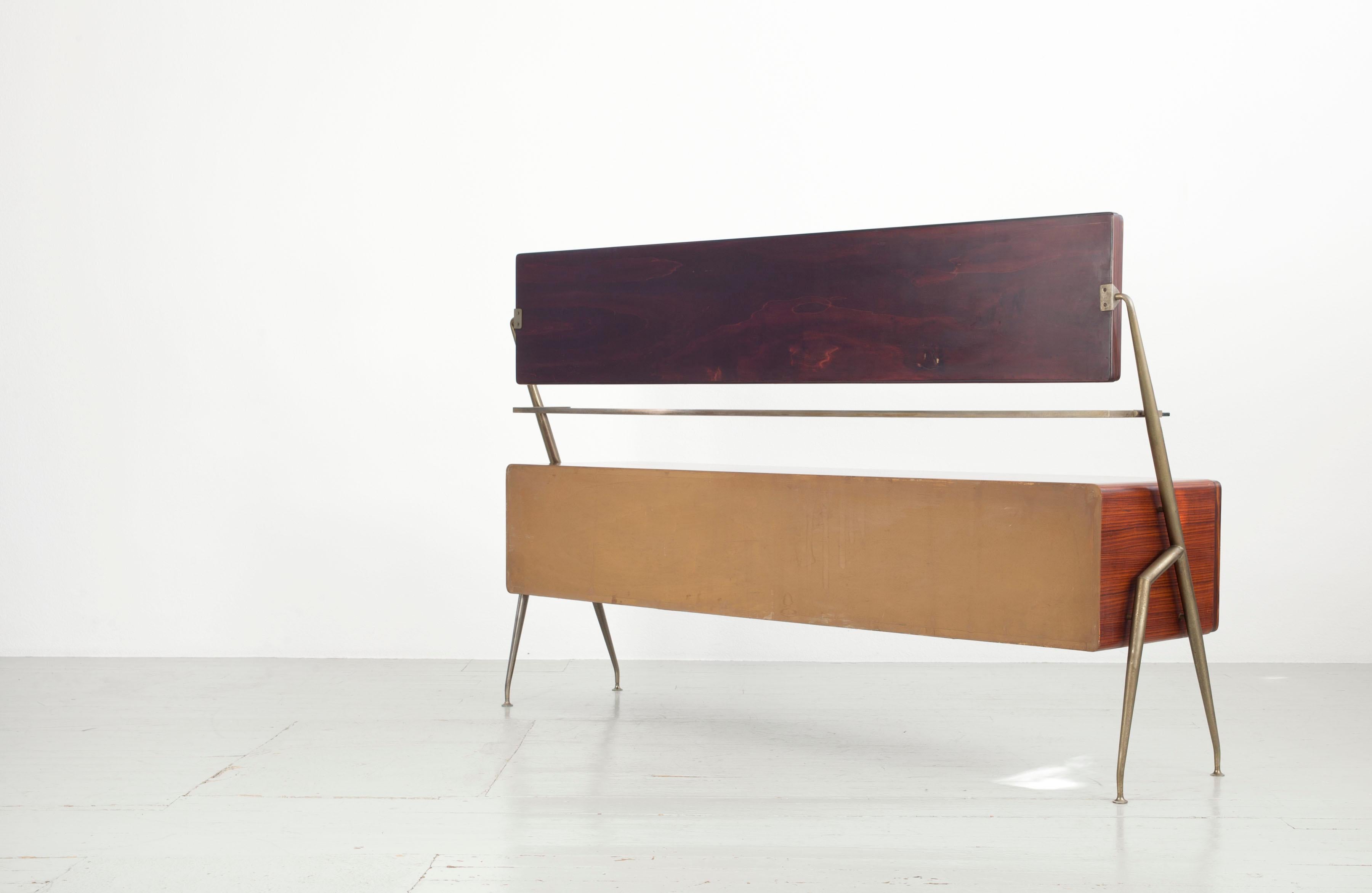Silvio Cavatorta Sideboard with Drawers and Mirror, Italy 1950s In Good Condition In Wolfurt, AT