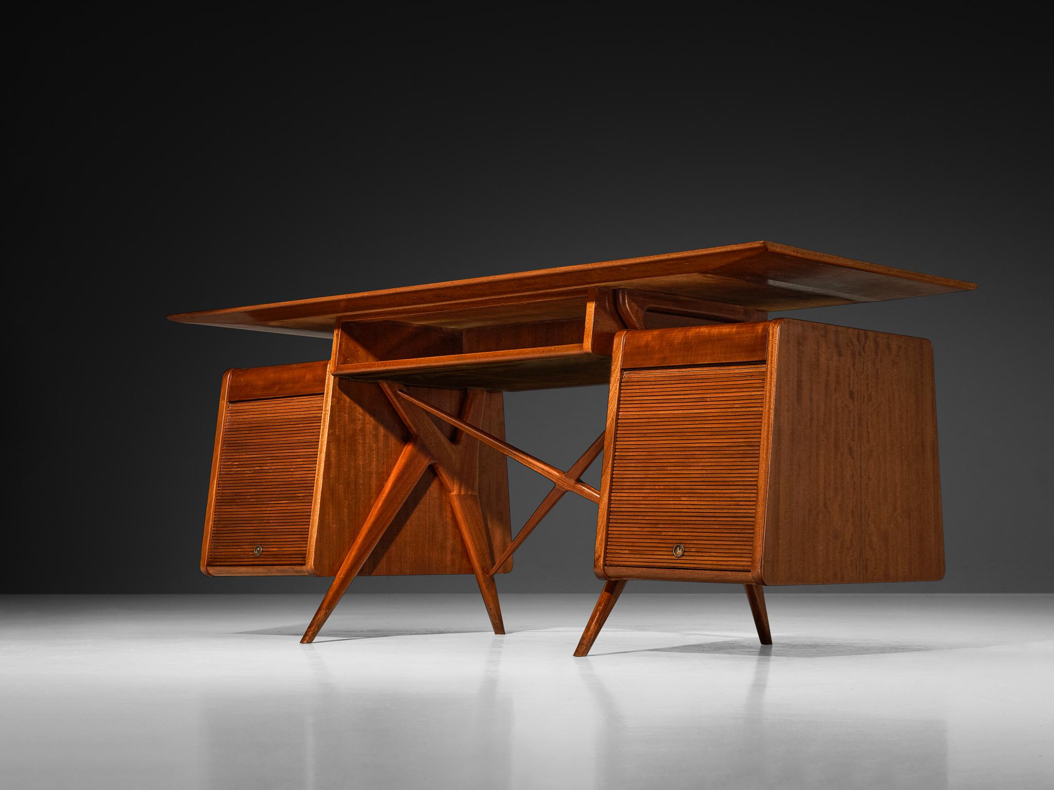 Mid-Century moderno Scrivania Silvio Cavatorta in mogano in vendita