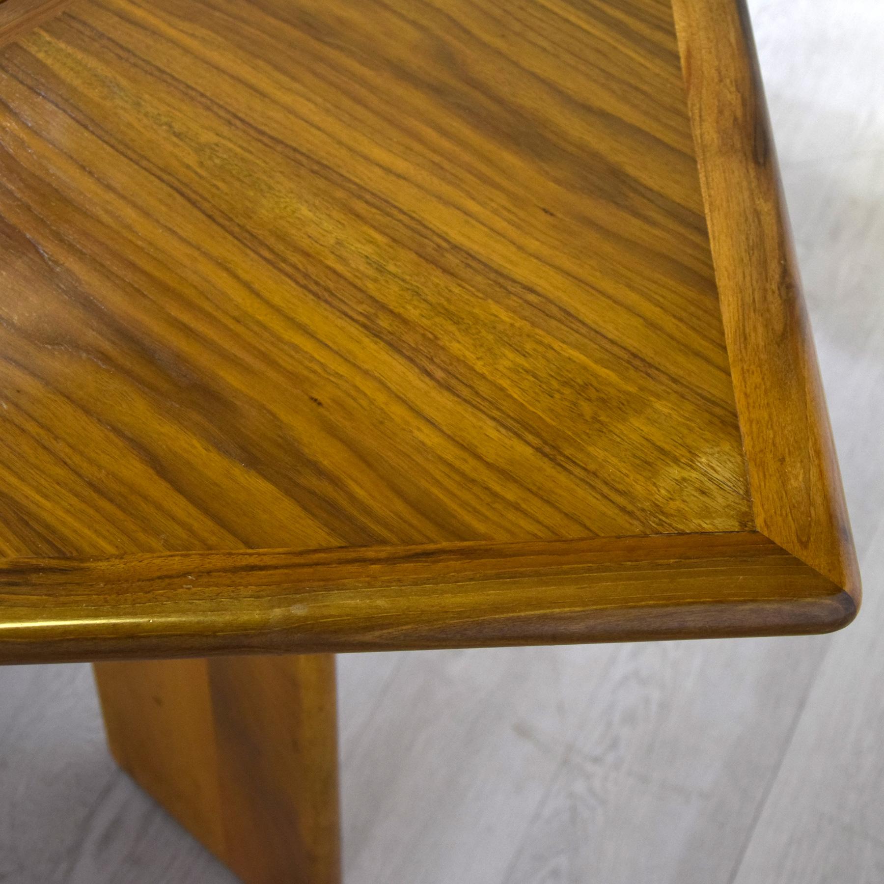 Silvio Coppola Big Foot square table for Bernini 1960s. For Sale 2