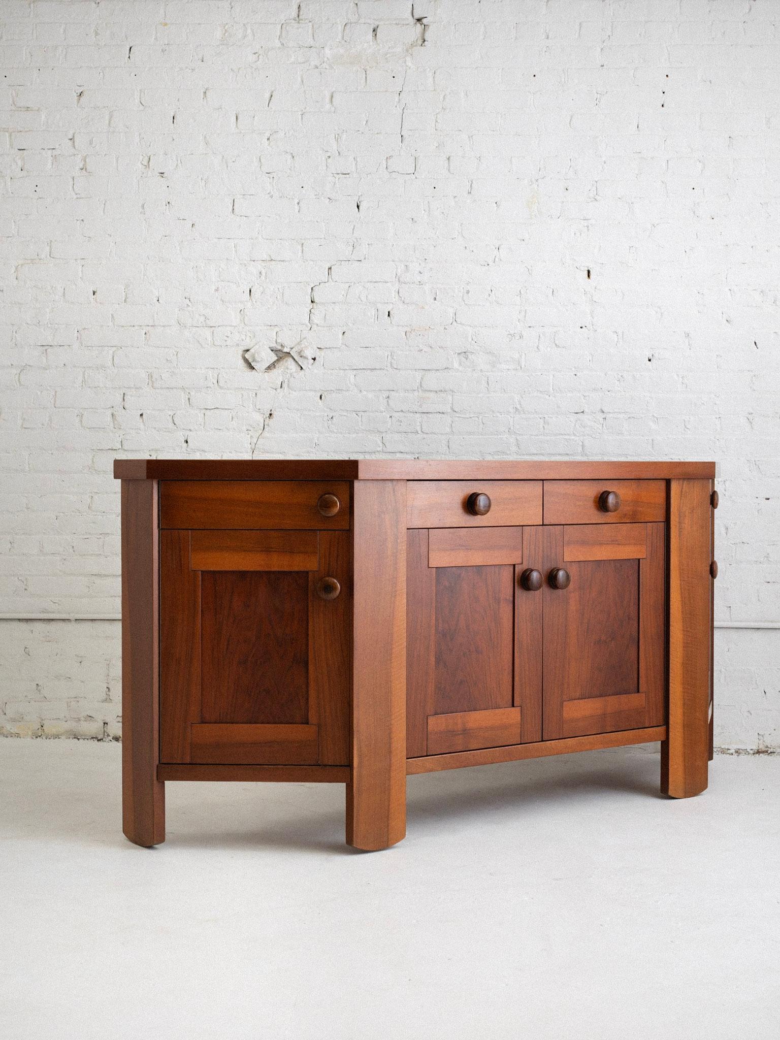 Silvio Coppola for Bernini Mid Century Italian Credenza In Good Condition In Brooklyn, NY