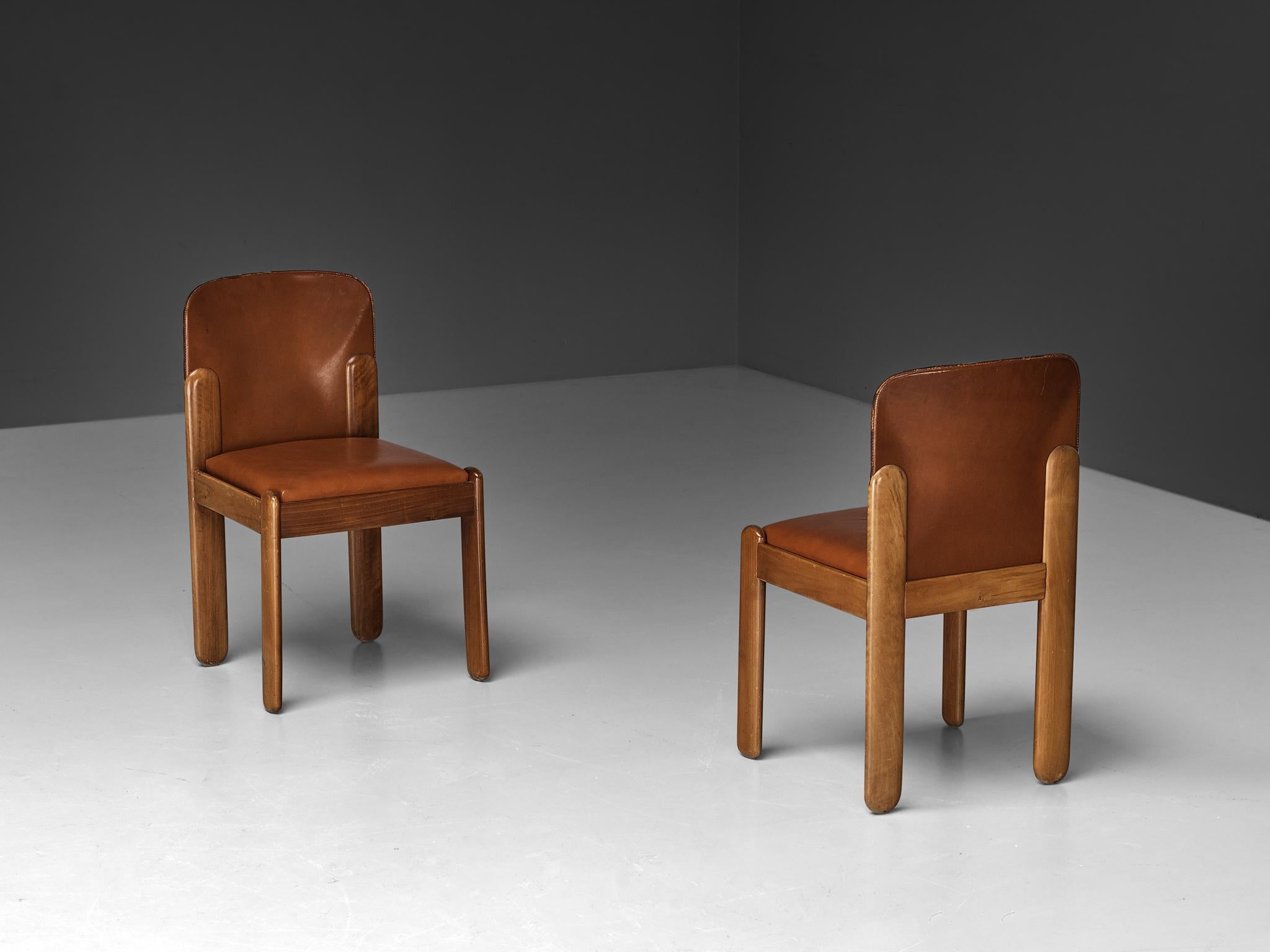 Mid-20th Century Silvio Coppola for Bernini Pair of Dining Chairs in Brown Leather & Walnut  For Sale