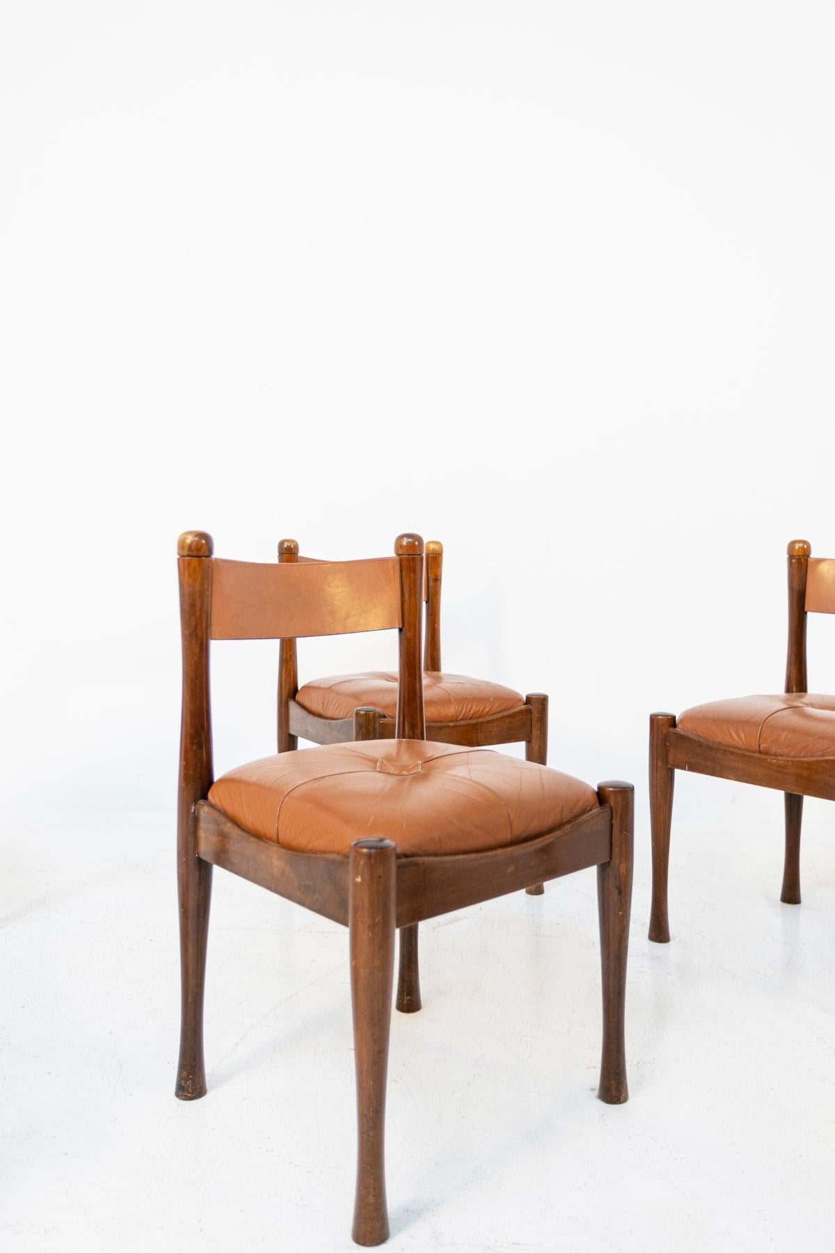 Silvio Coppola for Bernini Rare Set of Eight Chairs in Wood and Brown Leather 4