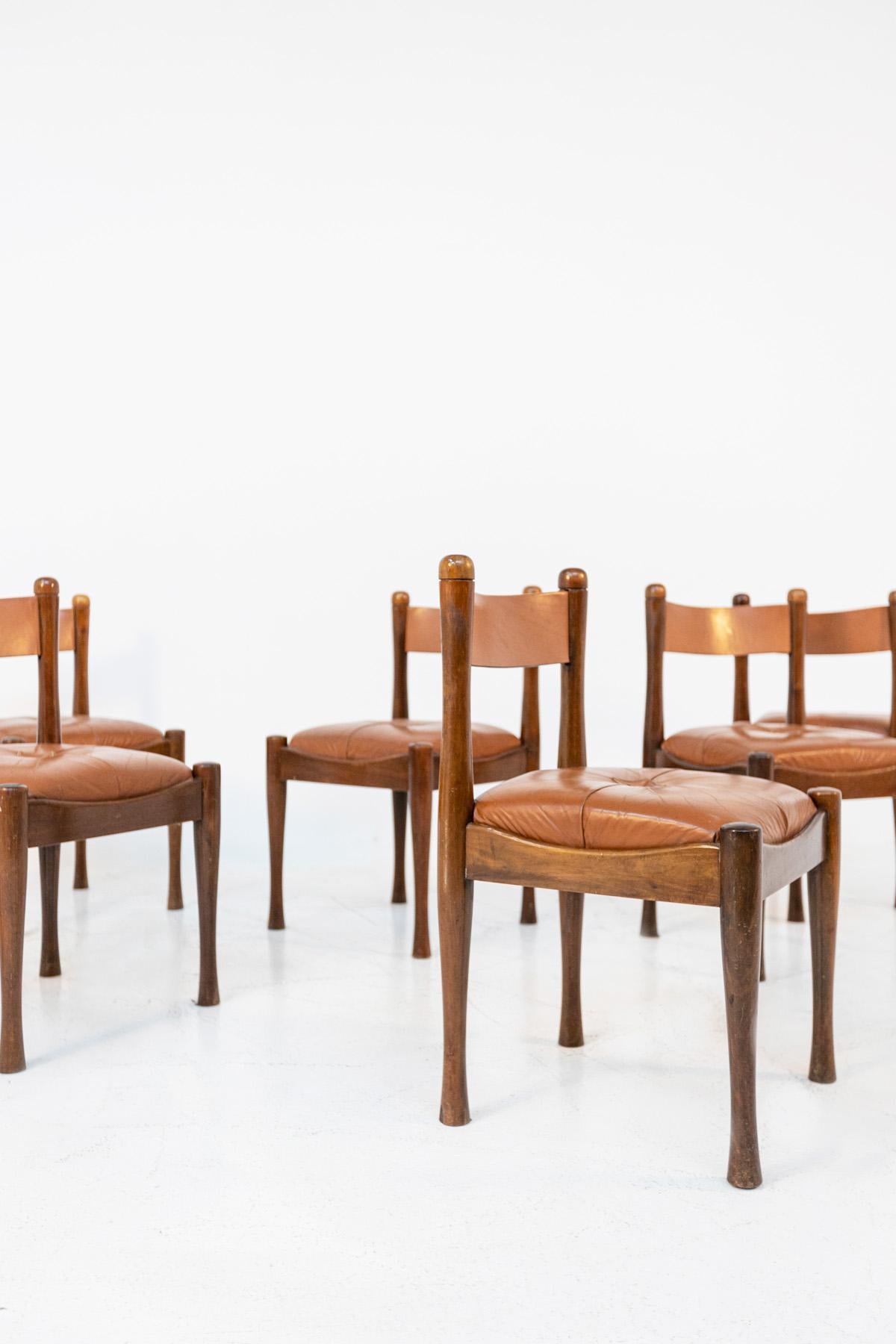 Italian Silvio Coppola for Bernini Rare Set of Eight Chairs in Wood and Brown Leather