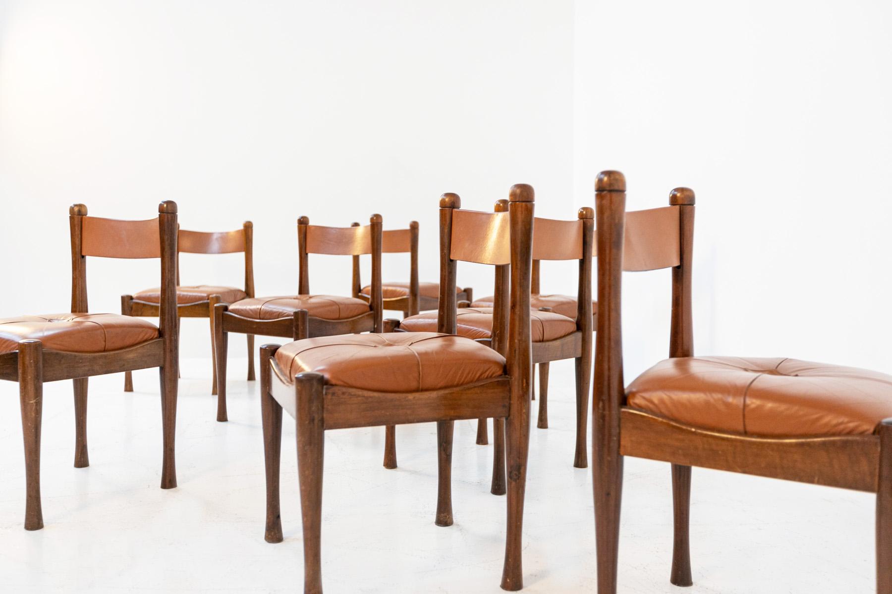 Mid-20th Century Silvio Coppola for Bernini Rare Set of Eight Chairs in Wood and Brown Leather