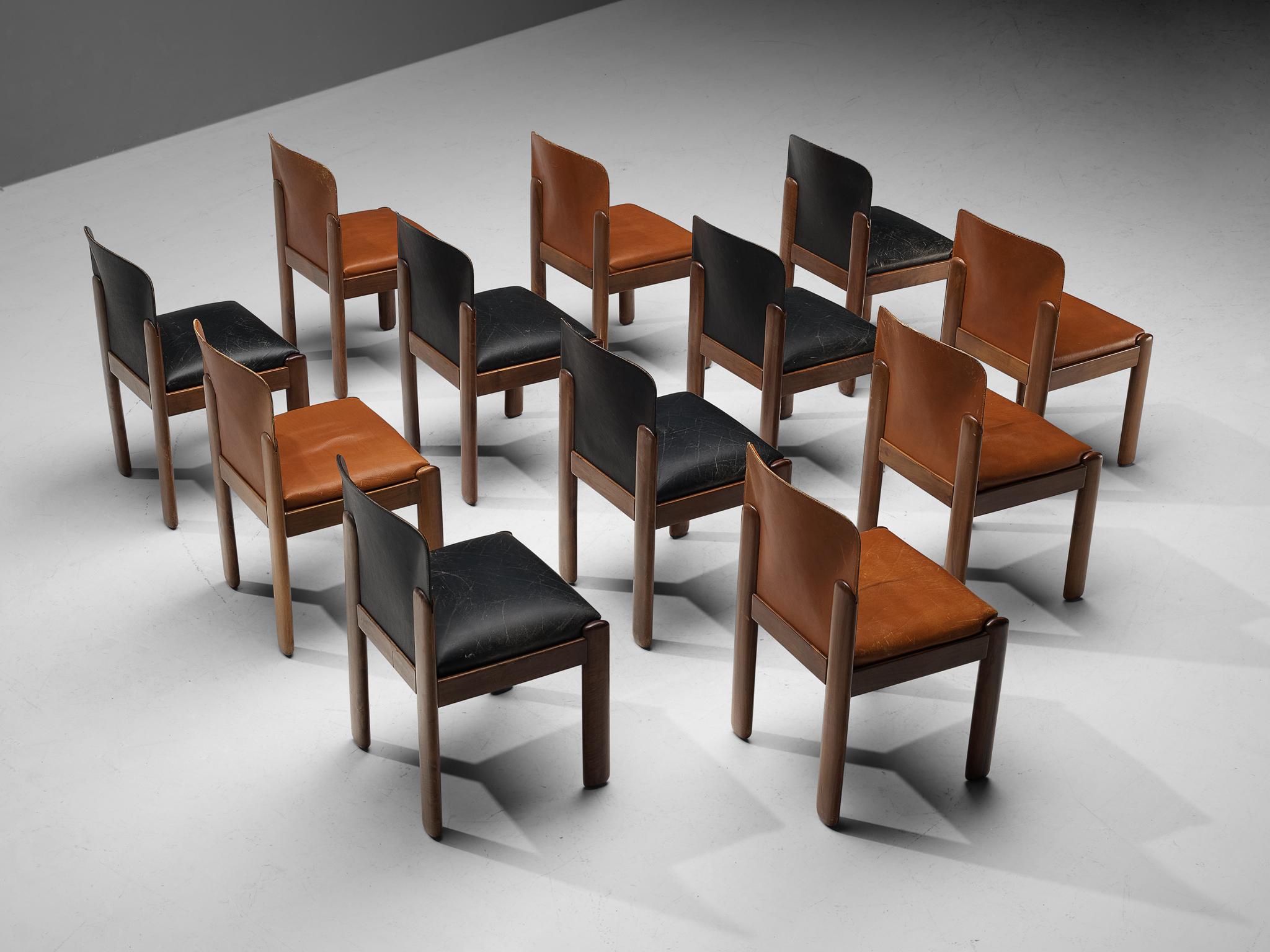 Mid-20th Century Silvio Coppola for Bernini Set of 12 Dining Chairs in Leather and Walnut