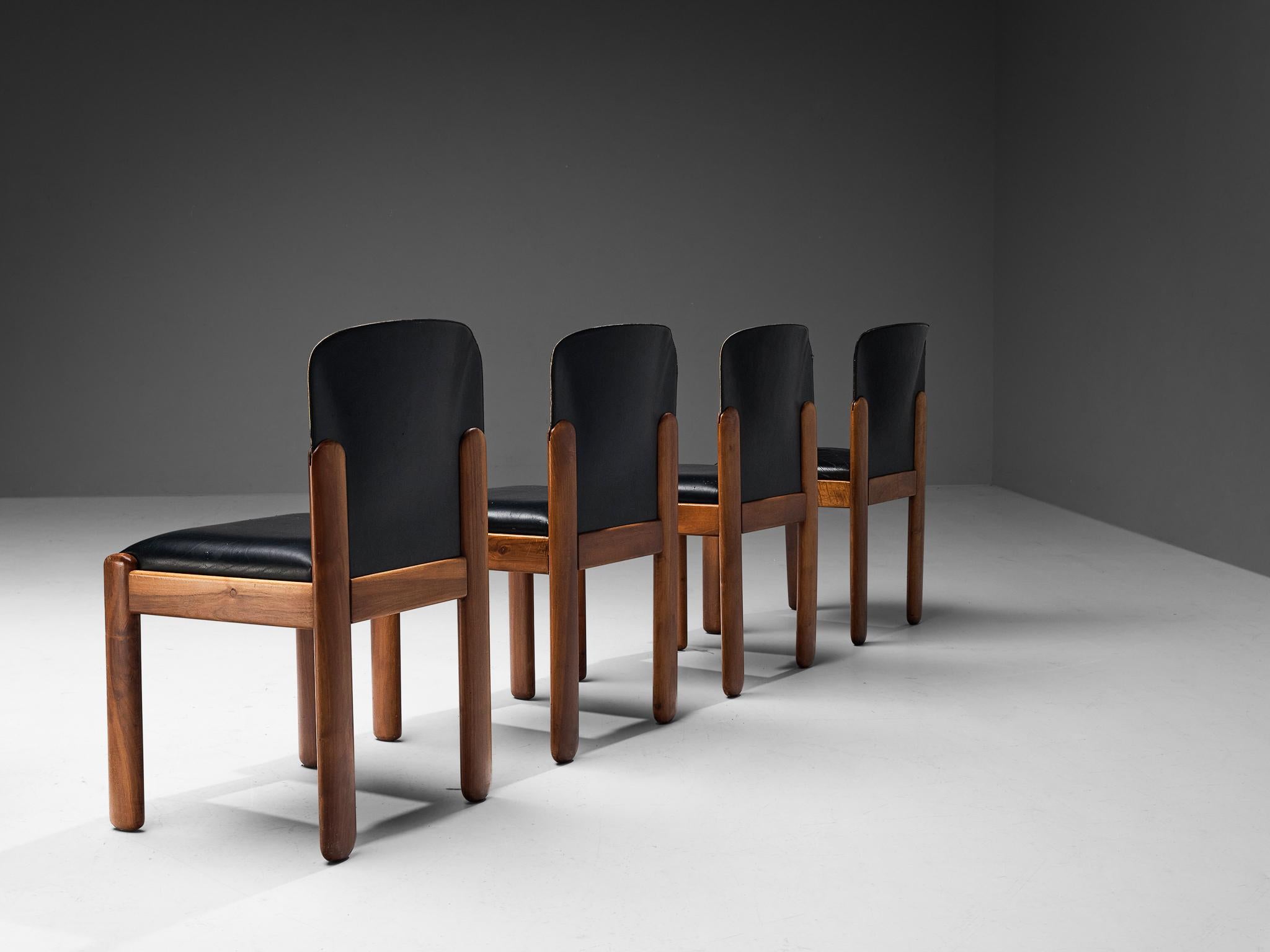 Mid-20th Century Silvio Coppola for Bernini Set of Eight Dining Chairs in Walnut and Leather