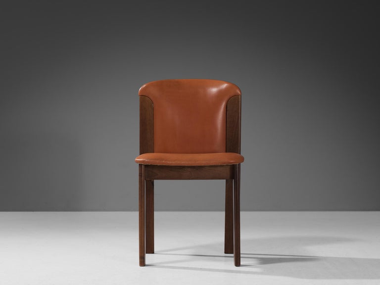 Silvio Coppola for Bernini Set of four Dining Chairs in Leather and Walnut For Sale 1