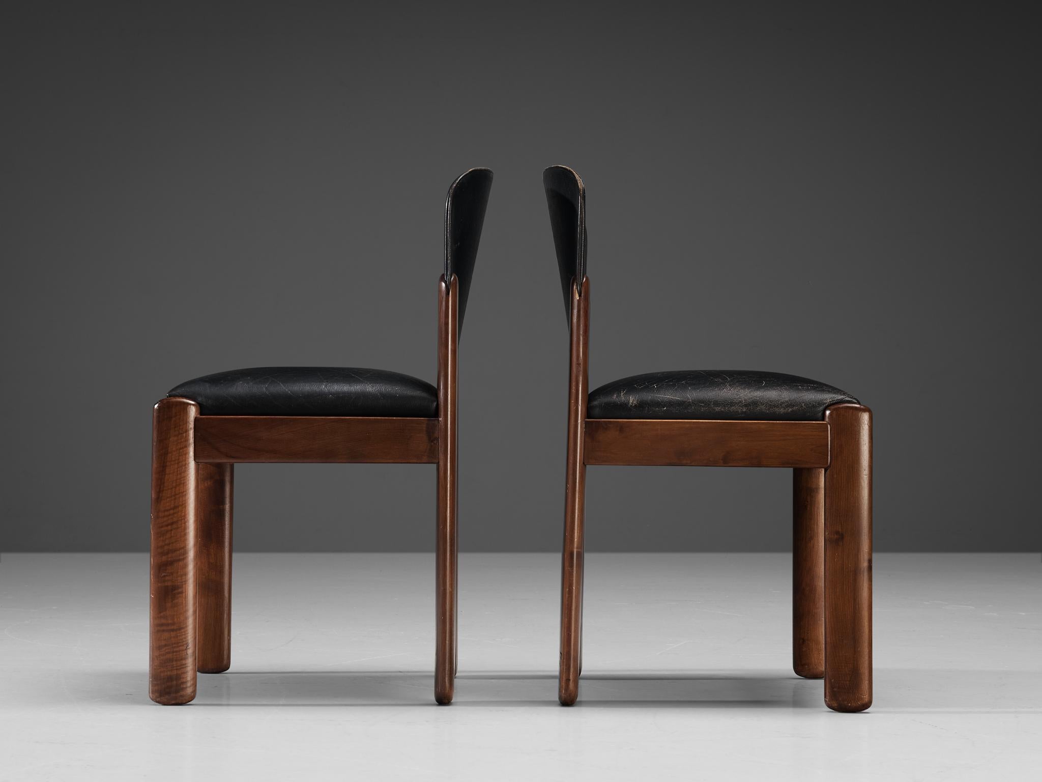 Silvio Coppola for Bernini Set of Six Dining Chairs in Walnut and Black Leather In Good Condition In Waalwijk, NL