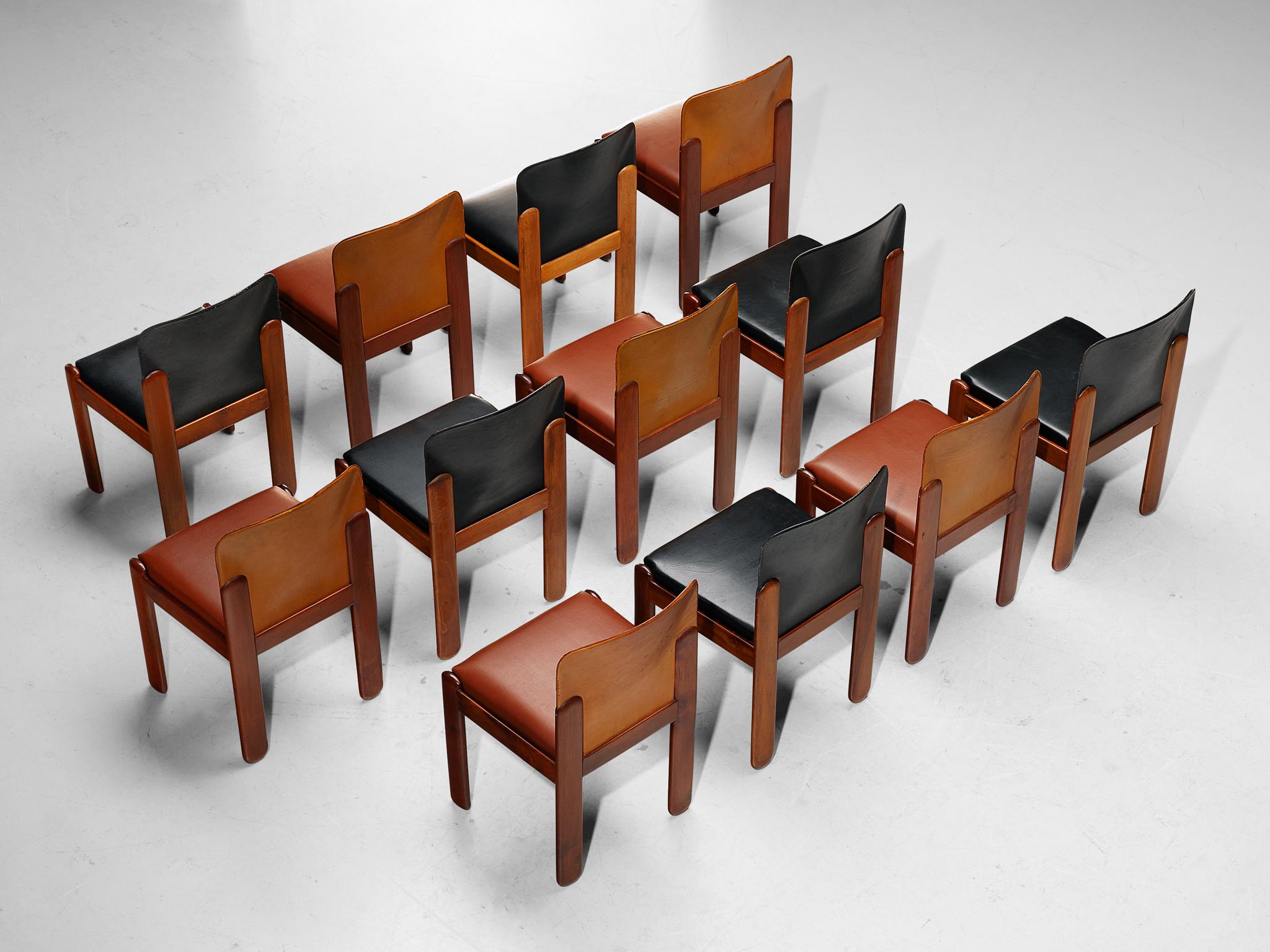 Mid-Century Modern Silvio Coppola for Bernini Set of Twelve Dining Chairs in Leather