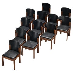 Silvio Coppola pour Bernini Ensemble de douze chaises de salle à manger en noyer