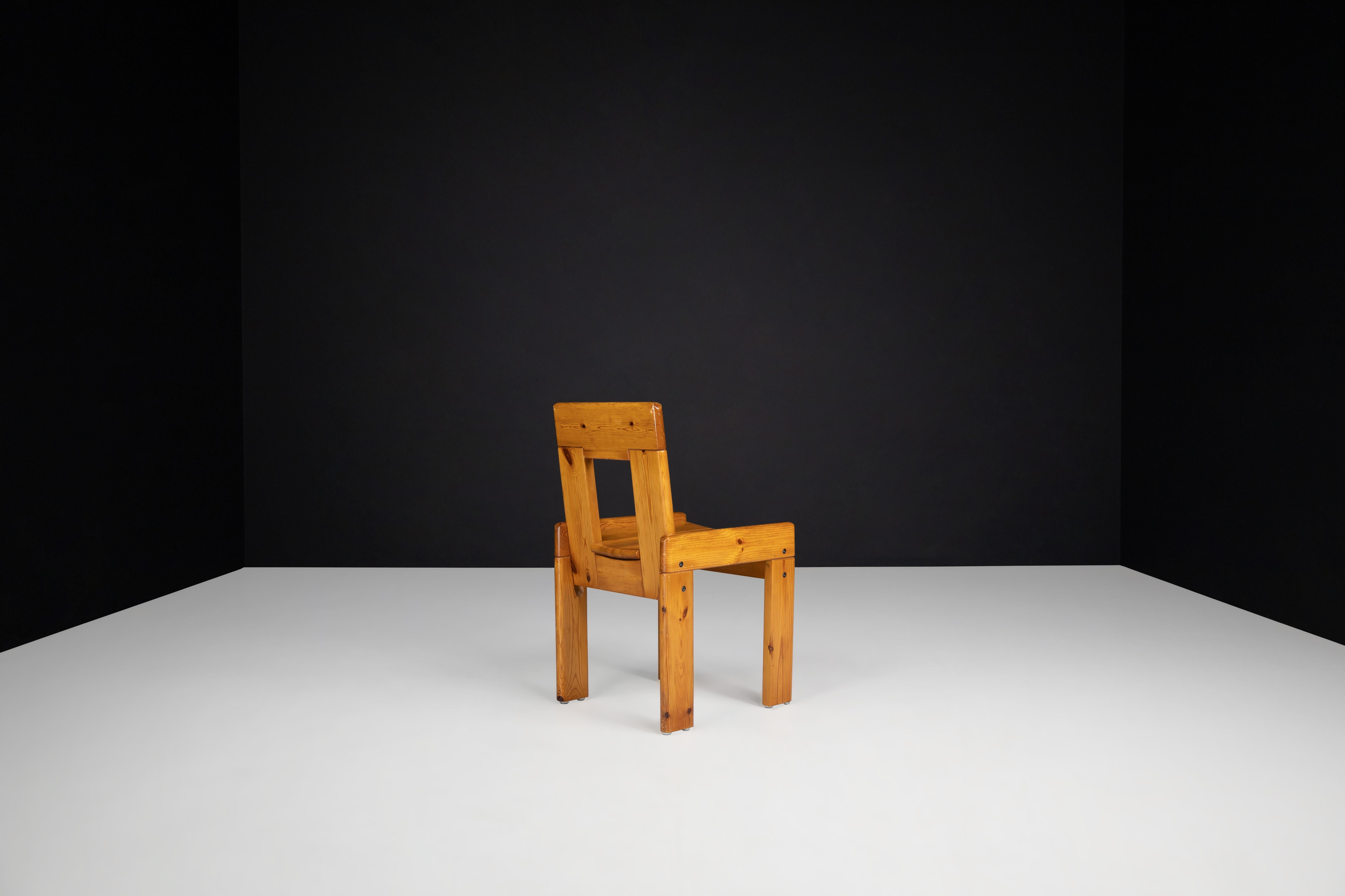 italien Silvio Coppola pour Fratelli Montina Pine Ensemble de chaises de salle à manger/6, Italie 1970 en vente