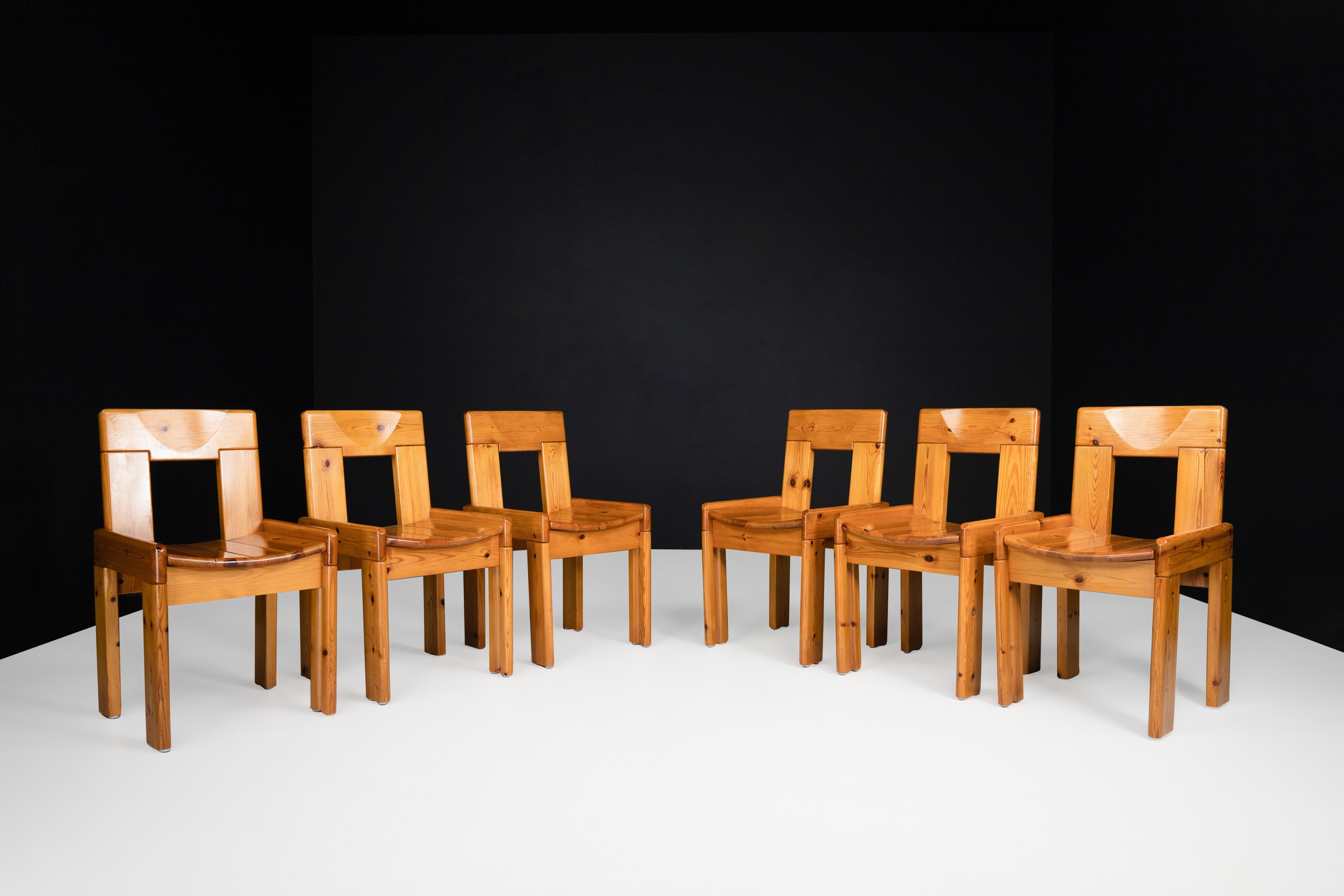 Silvio Coppola for Fratelli Montina Pine Dining Room Chairs Set/6 , Italy 1970s For Sale 2