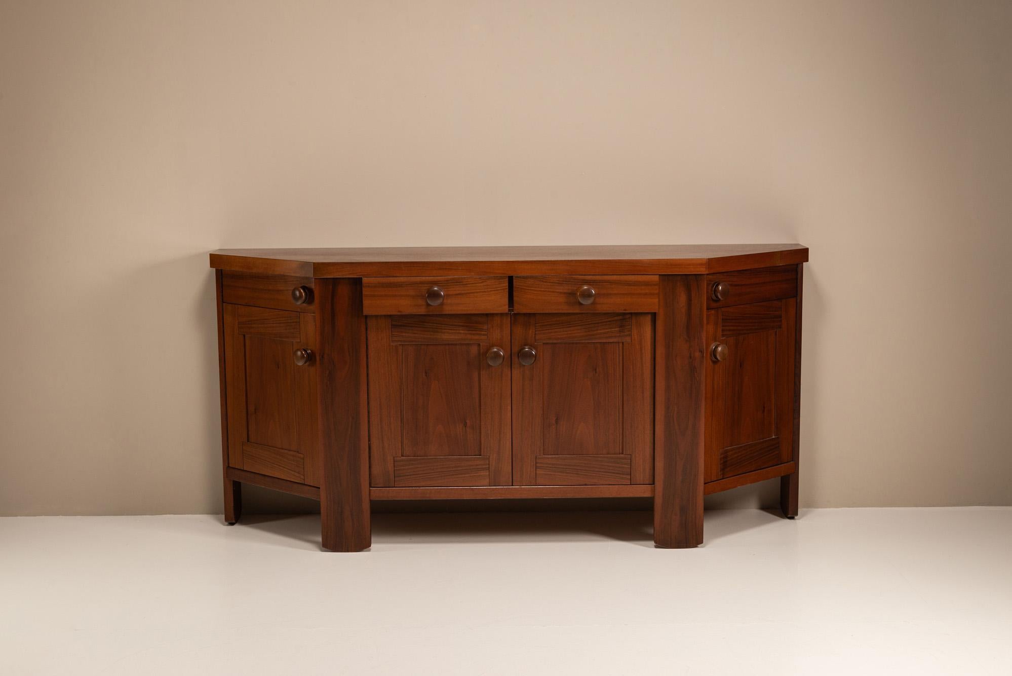 Designed by Silvio Coppola for Bernini in the 1960s, this Italian sideboard embodies a rationalist approach to furniture design. Known for his architectural sensibility and focus on functionality, Coppola applied his modernist ethos to domestic