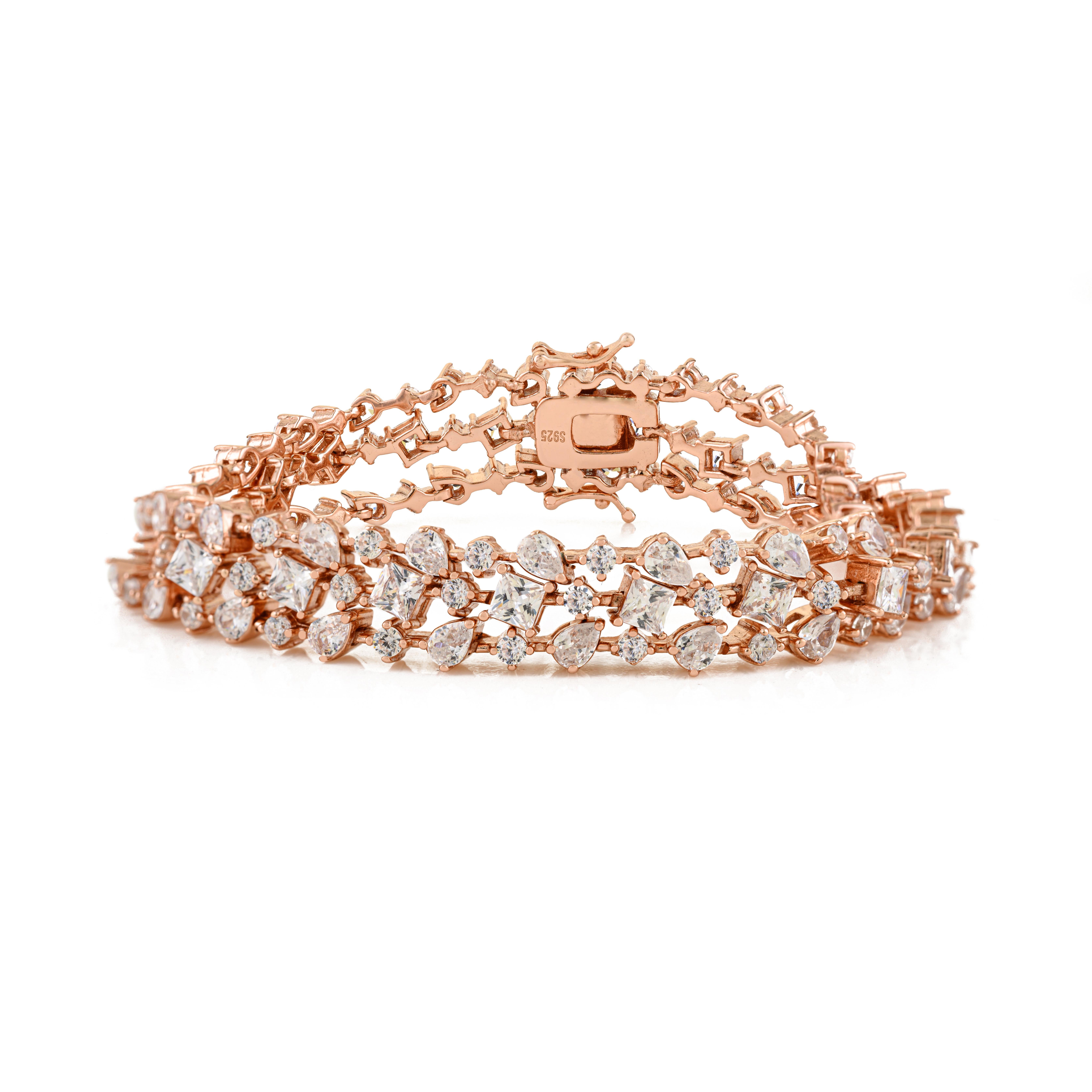 Silvoora Bracciale a tre file di zirconi bianchi in oro rosa e argento 925 Regalo di Natale in vendita 1