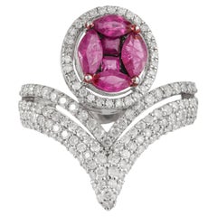 Bague de cocktail Silvorra en argent sterling, sertie d'un rubis de 1,07 carat et de diamants en pavé, motif en chevrons