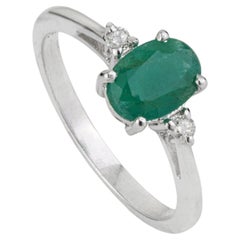 Silvorra 1.36 Carat Oval Cut Emerald & Diamond Solitaire Ring in Sterling Silver