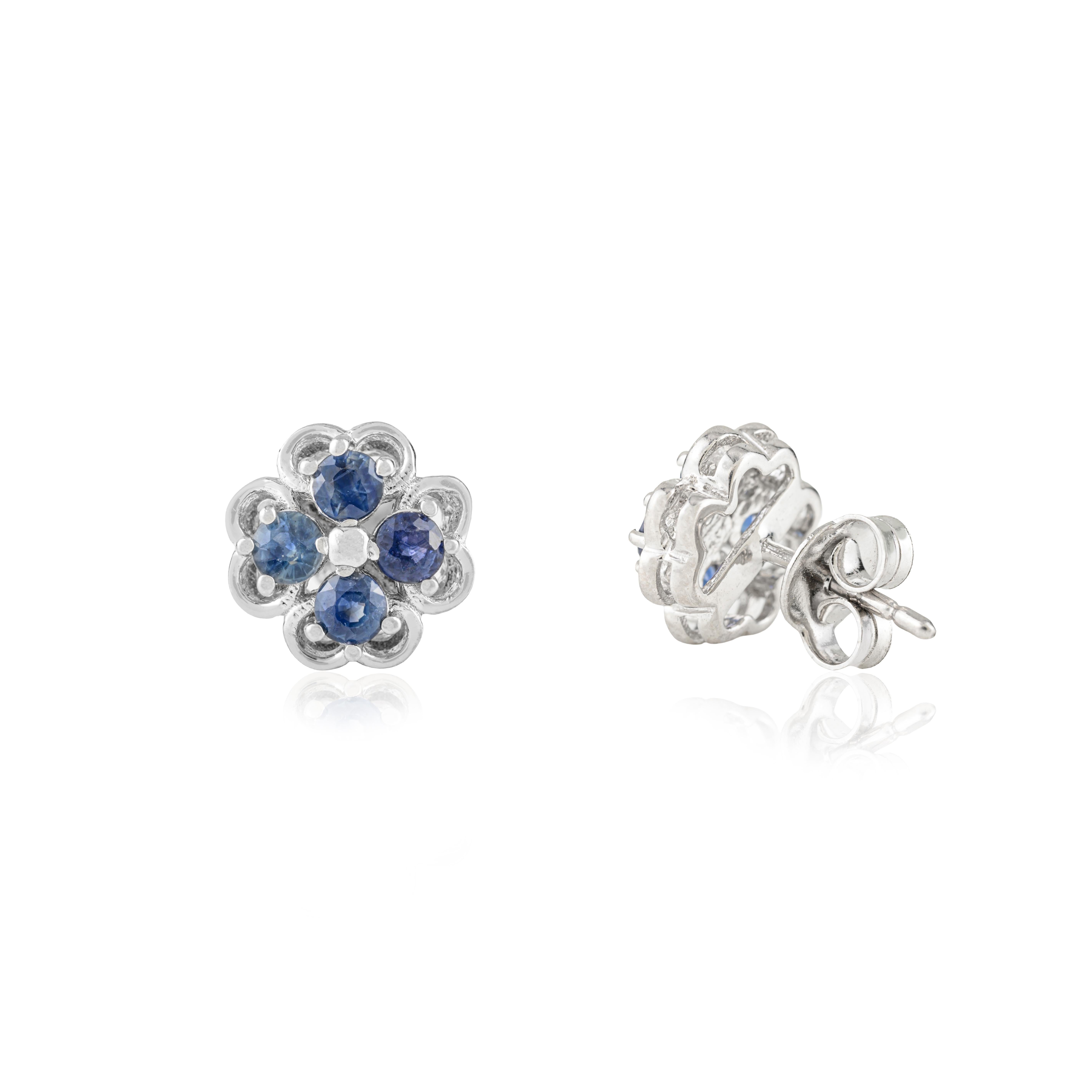 Silvorra 1.38 Carats Natural Blue Sapphire Floral Stud Earrings in 925 Silver en Nuevo estado para la venta en New York, NY