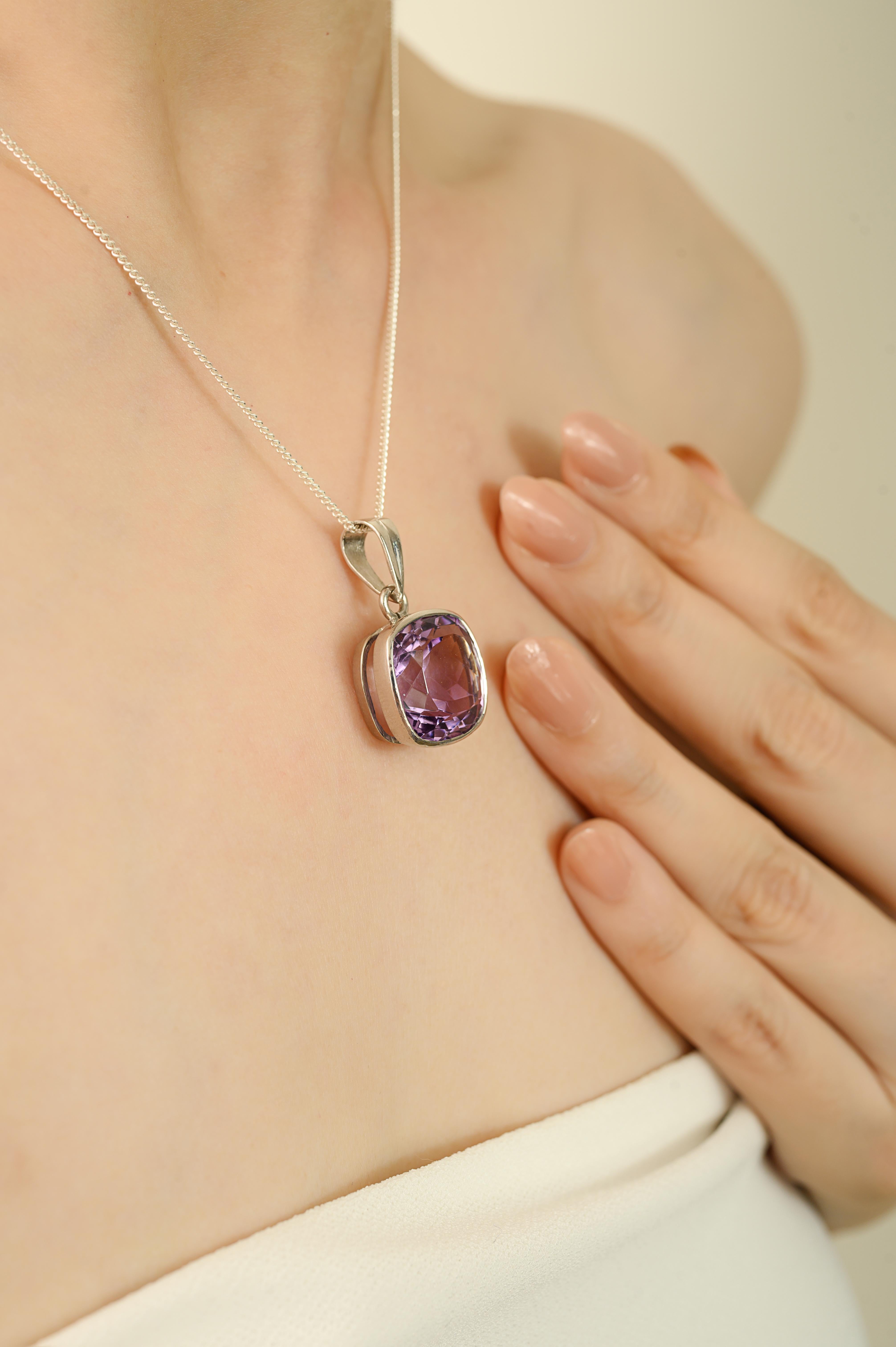 Silvorra 14.37Ct Cushion Cut Natural Amethyst Solitaire Pendant 925 Solid Silver For Sale 1