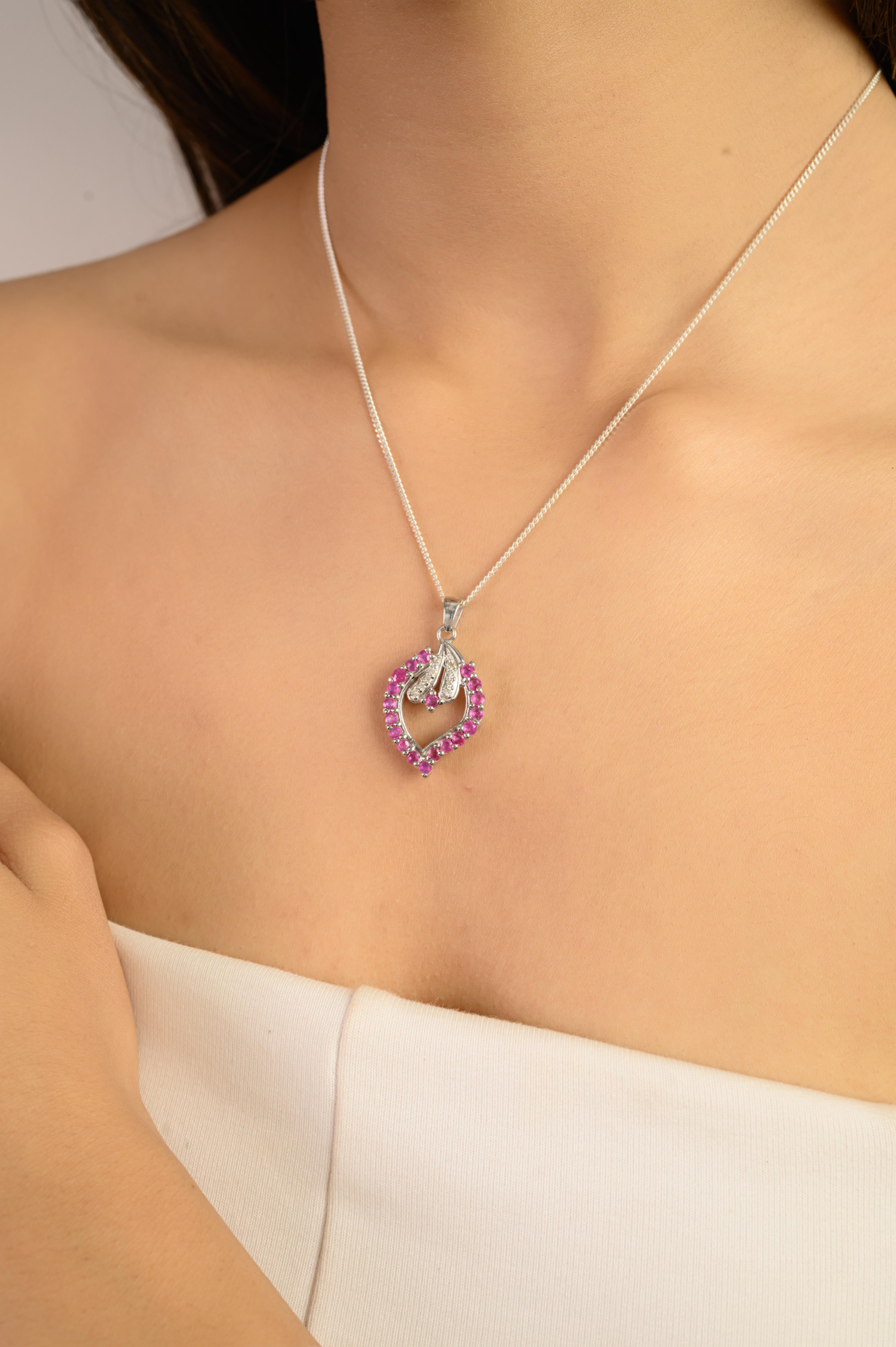 Donna Ciondolo a forma di foglia floreale in argento 925 con rubino naturale e diamante da 1,45 carati di Silvorra. in vendita