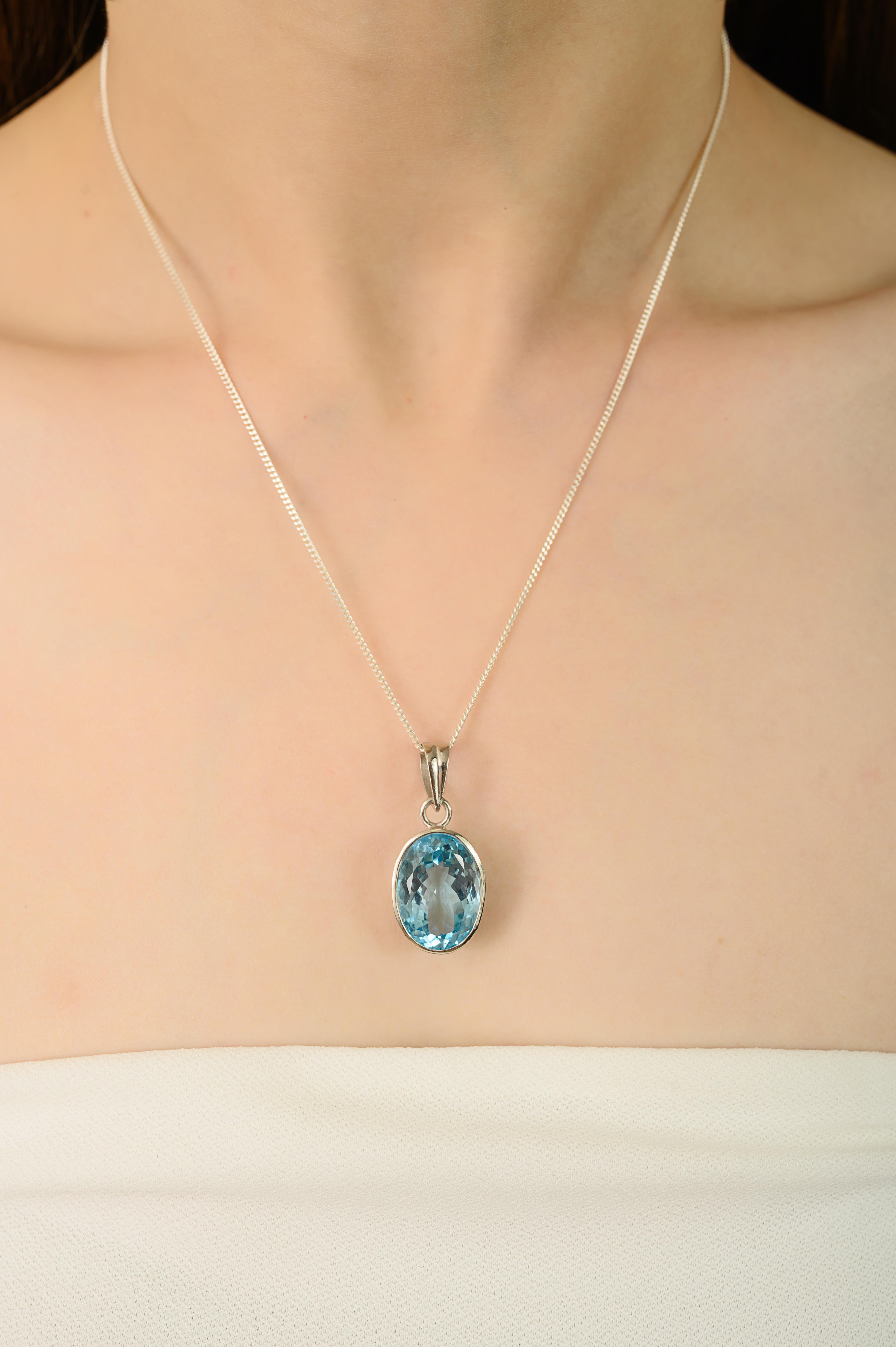 Set di ciondoli con dichiarazione di 16,9 carati di topazio blu in argento 925 A. Silver In condizioni Nuovo in vendita a New York, NY