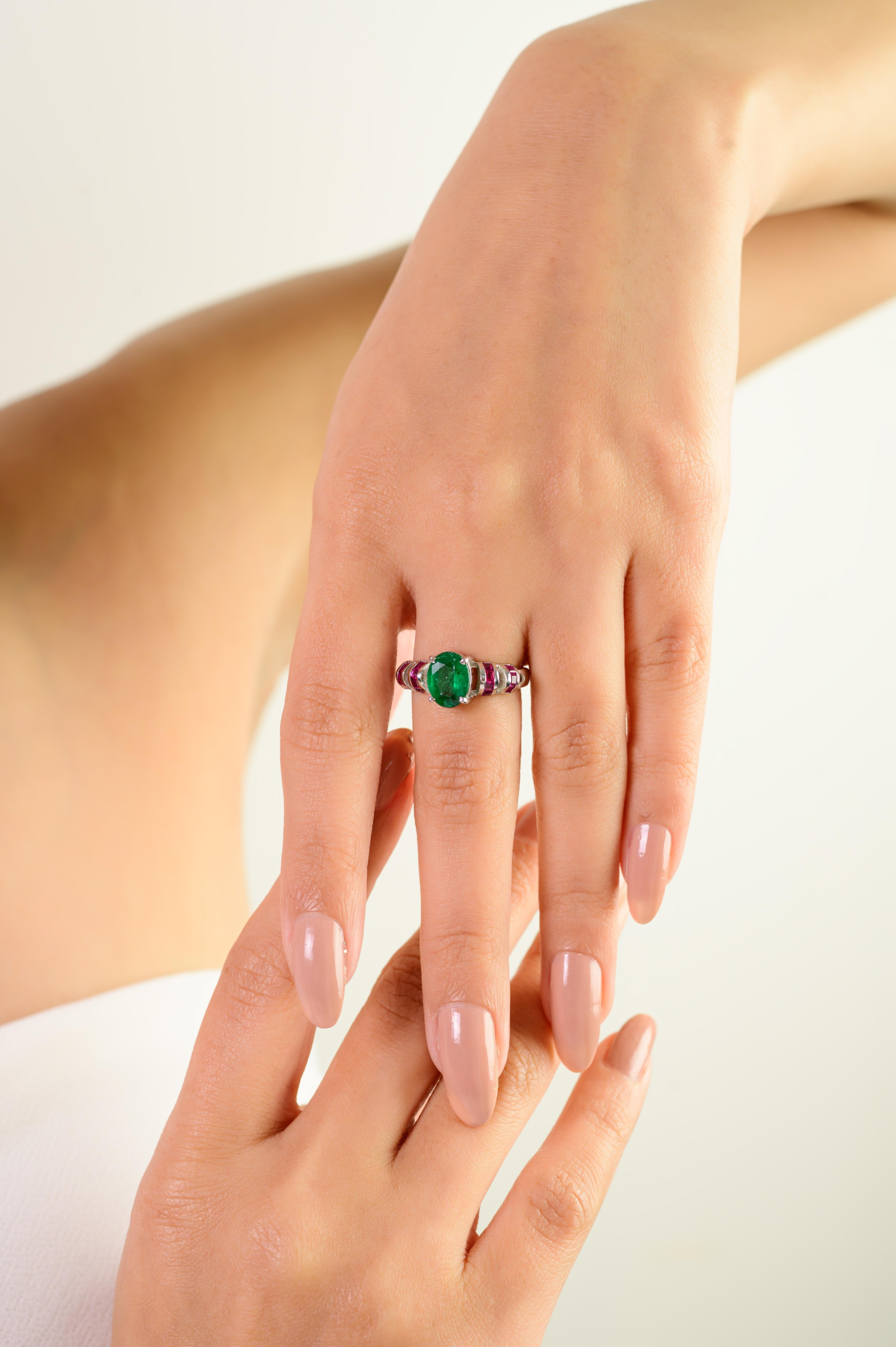 in vendita:  Silvorra 2.36ct Natural Emerald & Ruby Tapered Dome Ring in 925 Sterling Silver 6