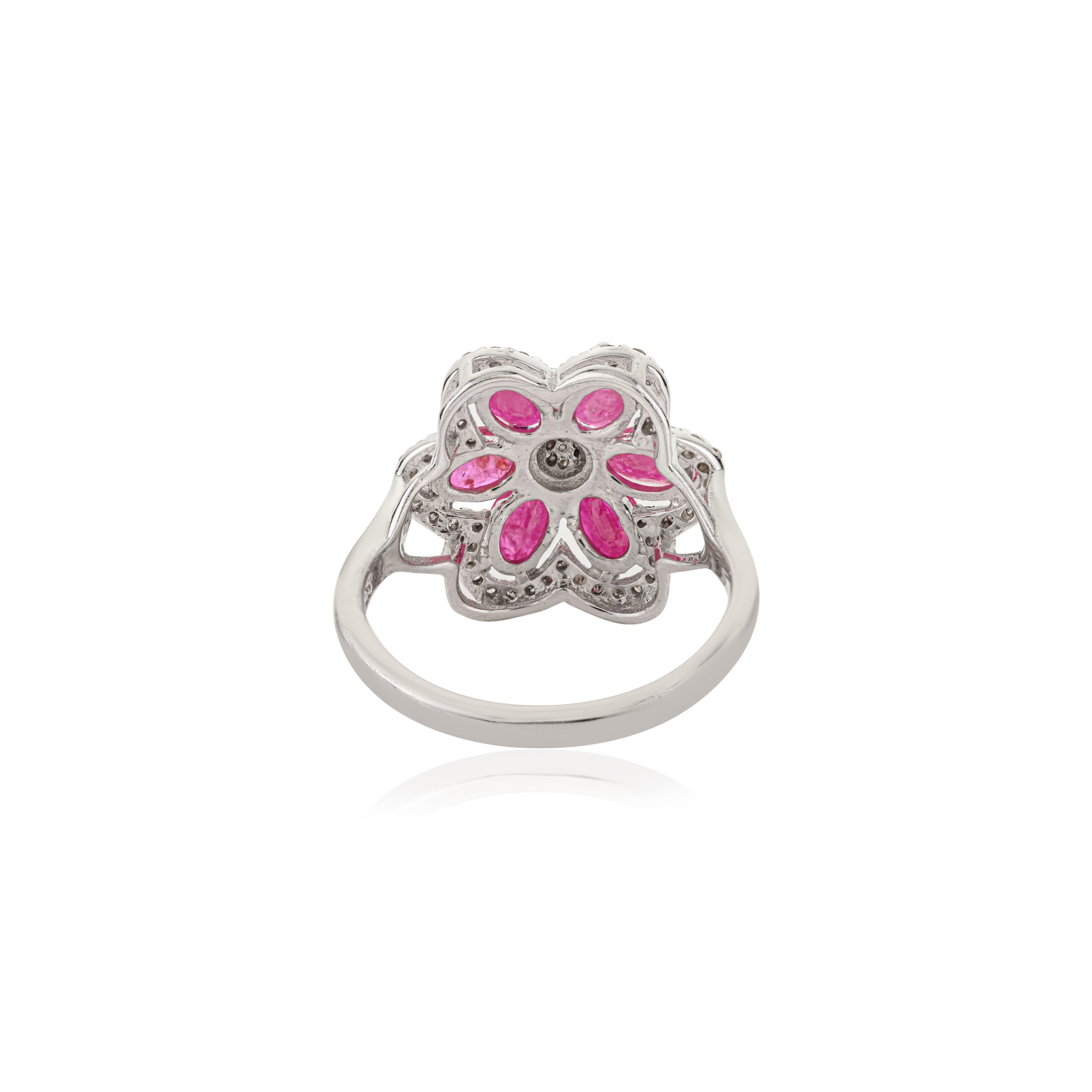 Im Angebot: Silvorra 3,2 Karat natürlicher Rubin und Diamant Blumenring aus 925 Sterling Silber () 9