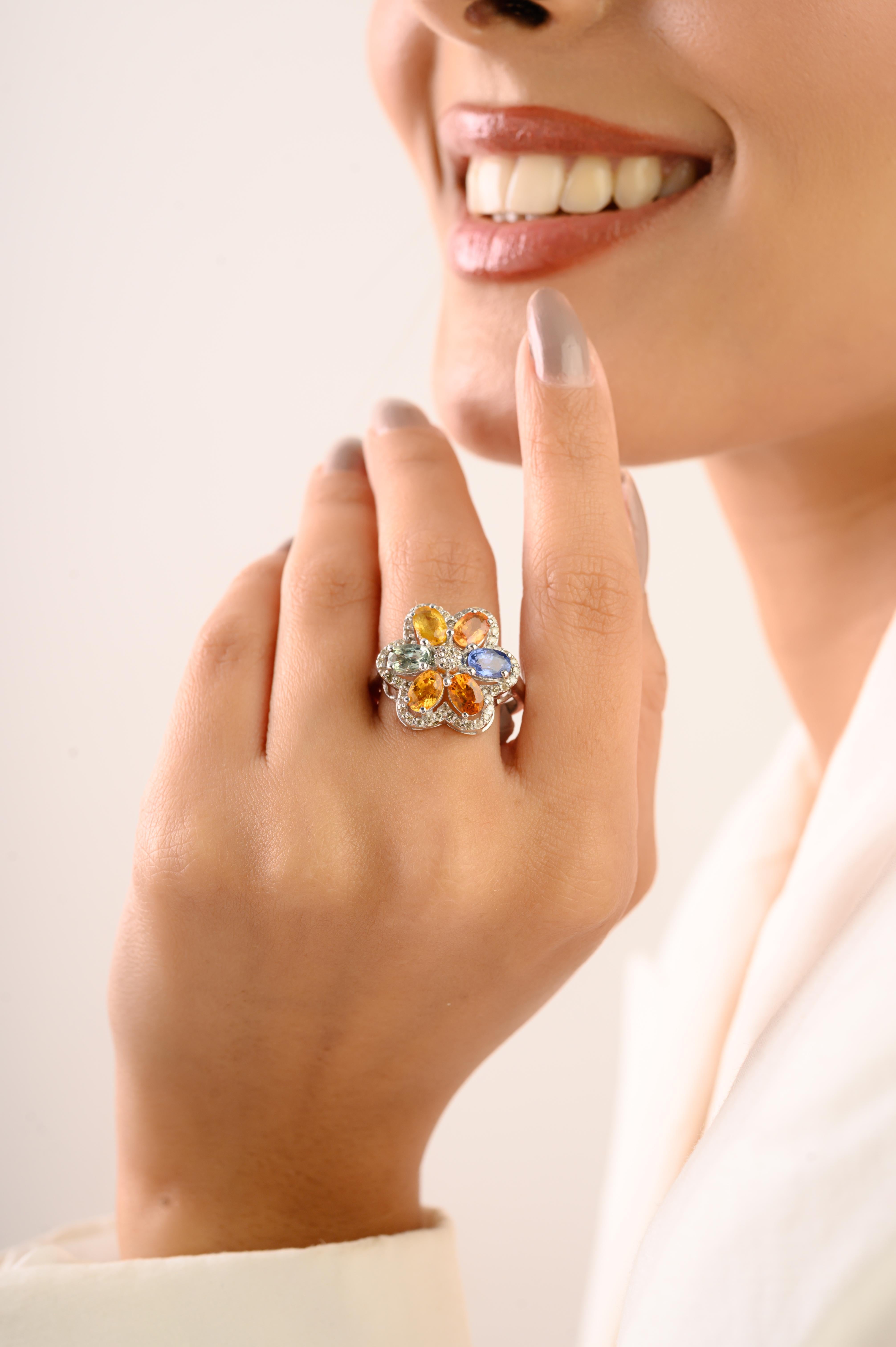 Im Angebot: Silvorra 4,9 Karat natürlicher Multi Saphir & Diamant Blumen Ring in 925 Silber () 4