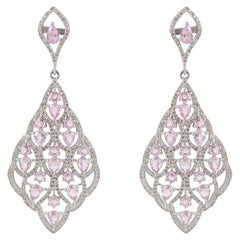 Orecchini pendenti traforati Silvorra con zaffiro rosa da 5,07 CTW e diamanti, in argento 925