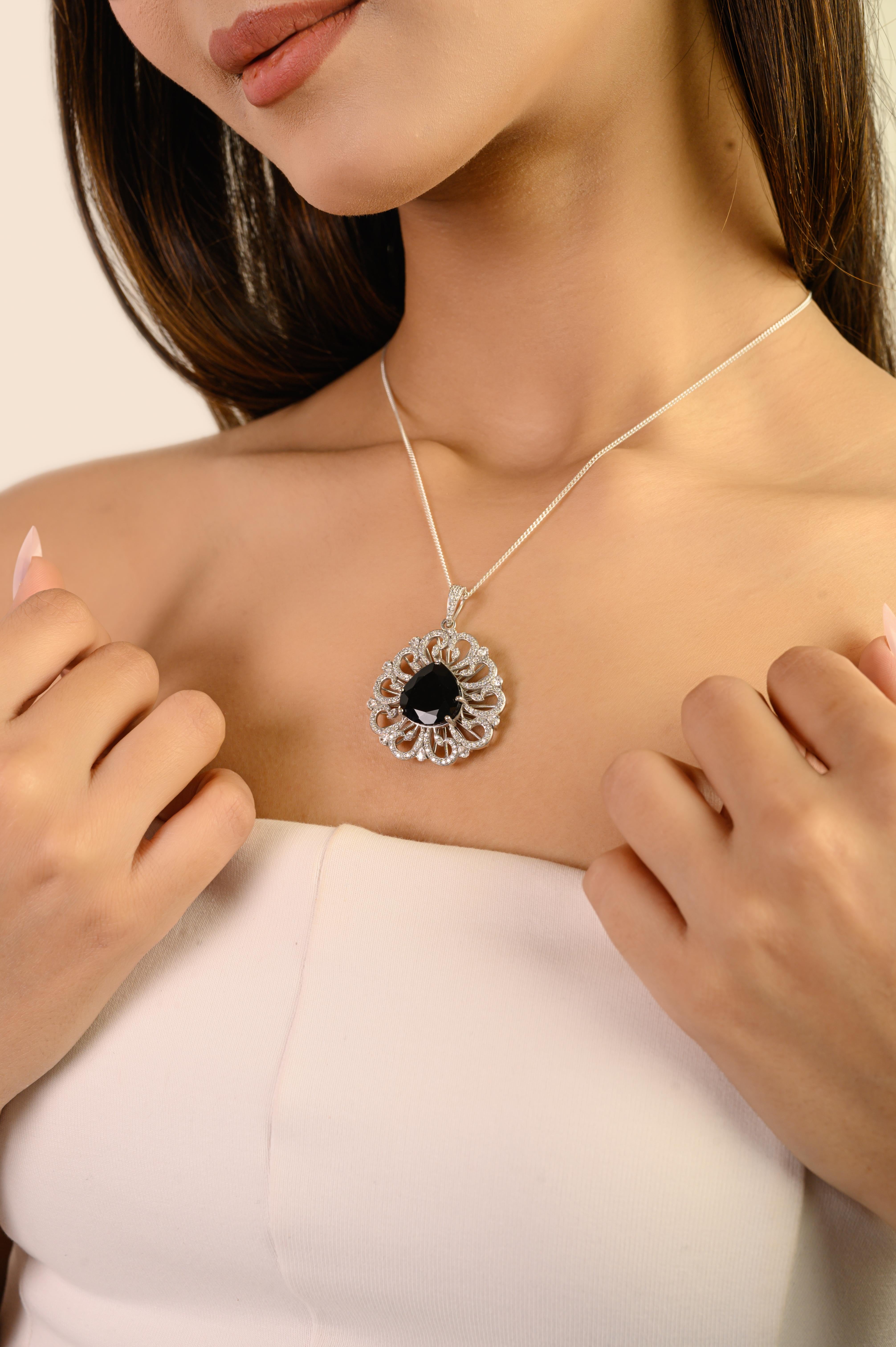 Taglio a goccia Ciondolo in argento 925 di Silvorra da 8,8 carati con onice nero e zircone a forma di perla in vendita