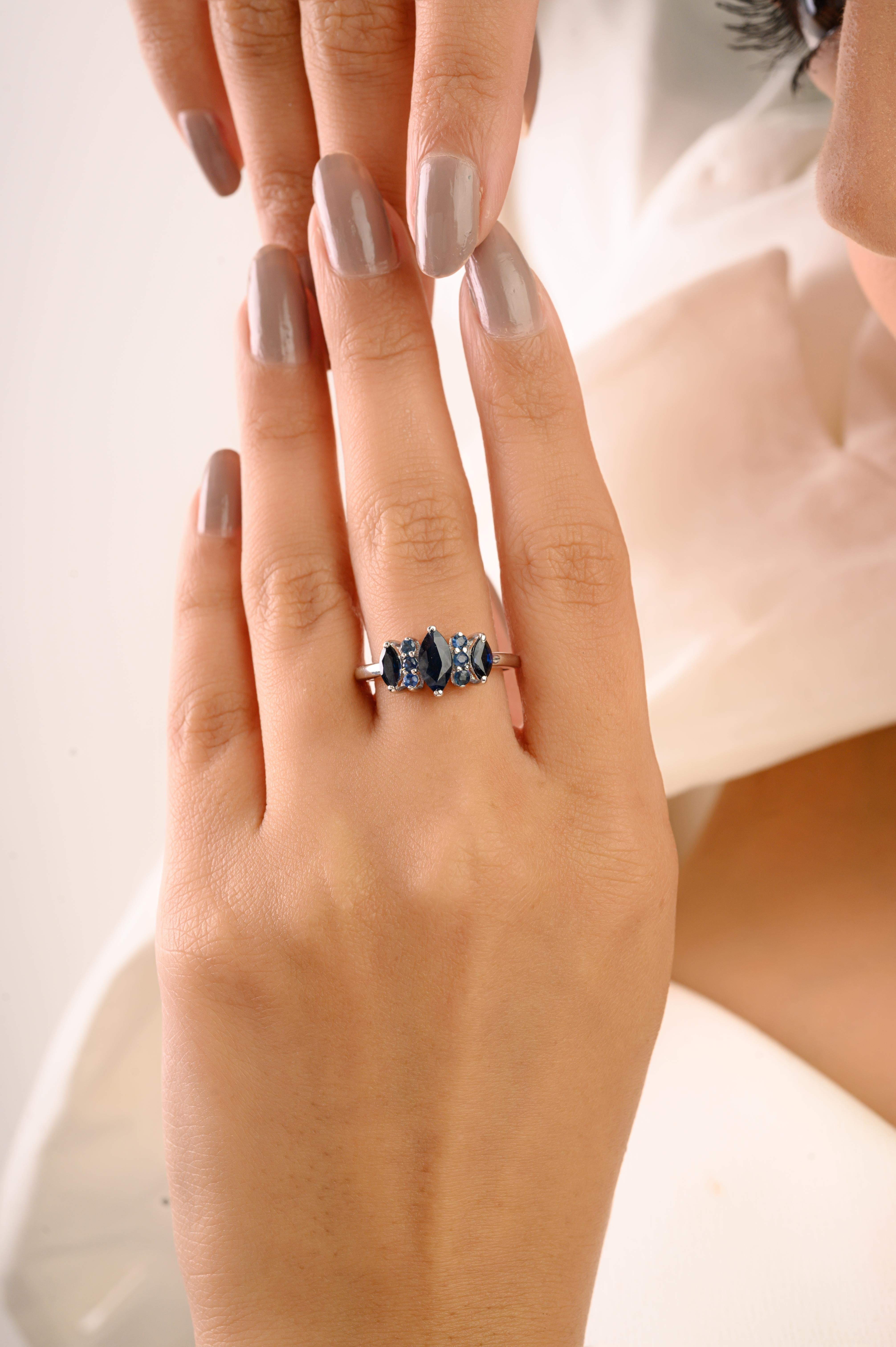 in vendita:  Anello Silvorra in argento 925 con zaffiro blu naturale da 1,2 carati, marquise e tondo a grappolo 8