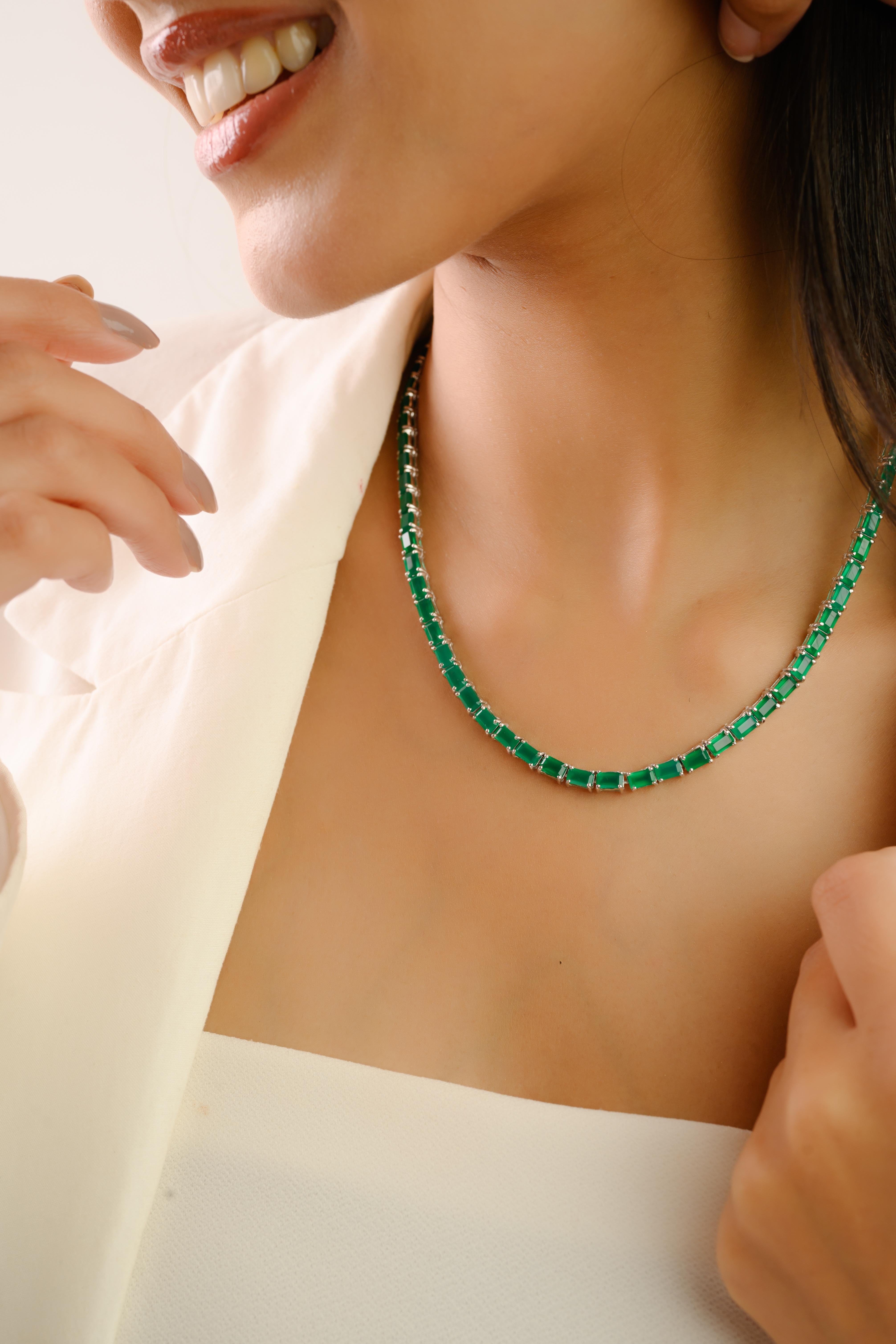 Silvorra 925 Silber 21.57 Ct Oktagon Schliff Natürlicher Smaragd Lange Tennis Halskette (Achteckschliff) im Angebot