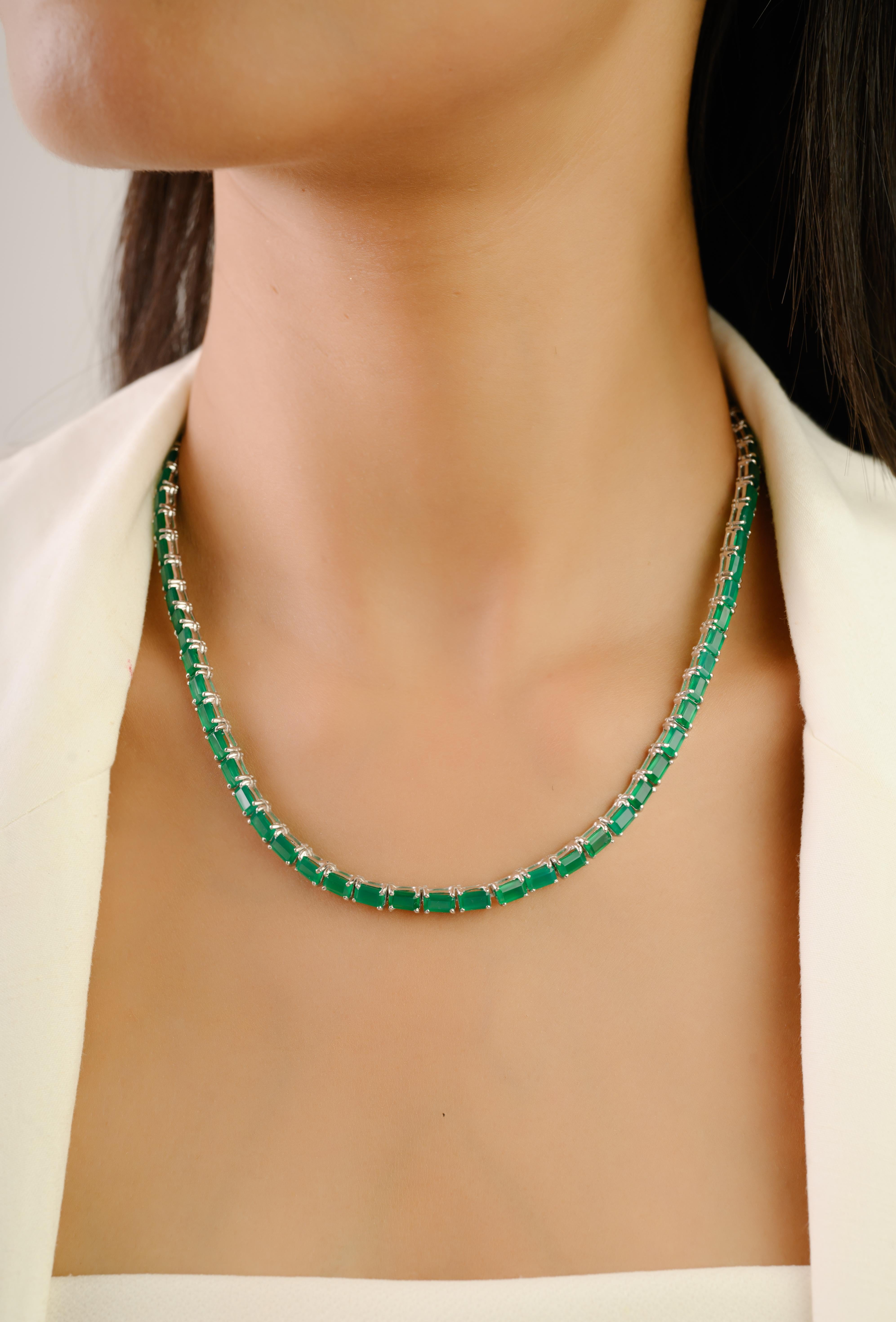 Silvorra 925 Silber 21.57 Ct Oktagon Schliff Natürlicher Smaragd Lange Tennis Halskette Damen im Angebot