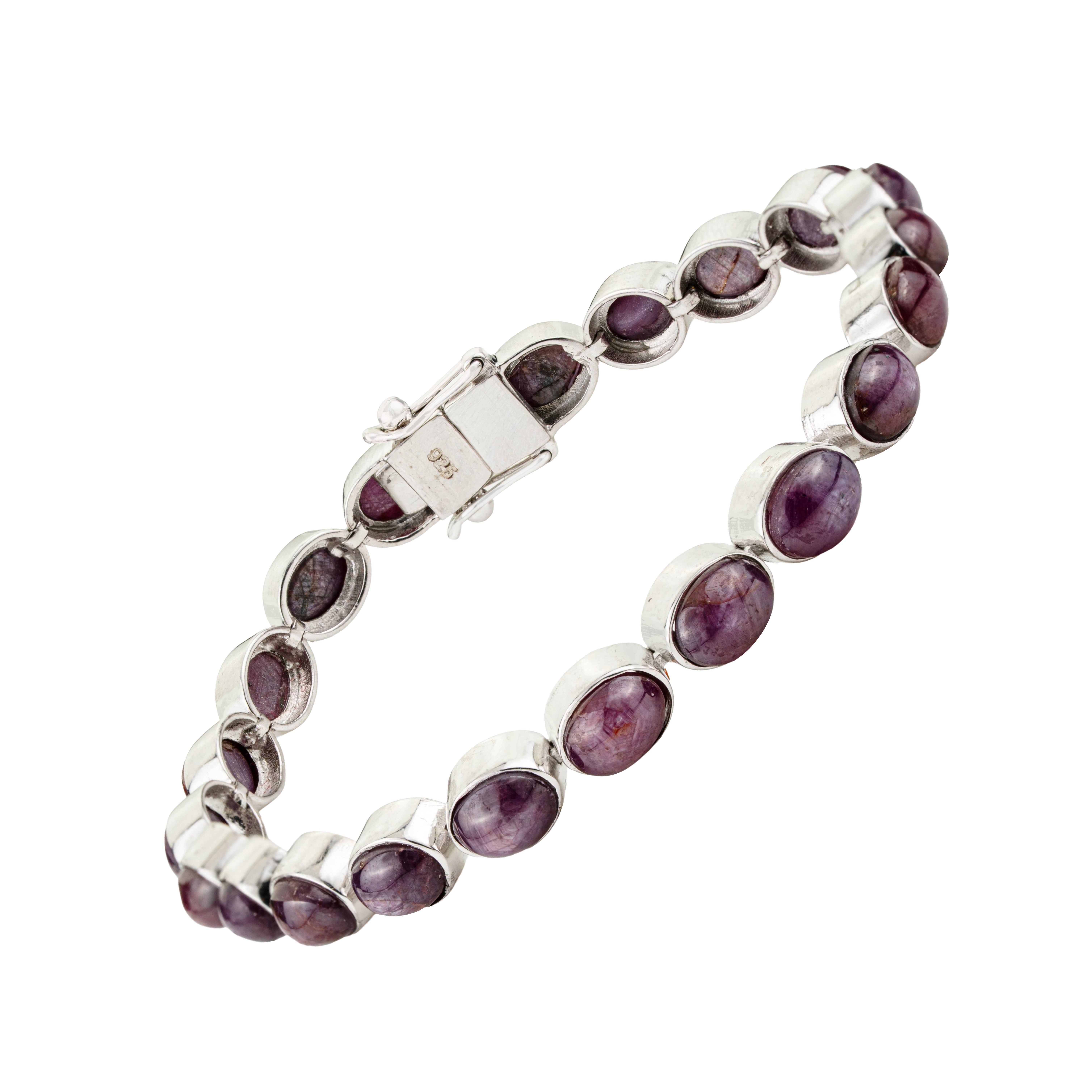 Silvorra 925 Silver 35.44CT Ruby Link Bracelet unisexe avec rubis cabochon ovale en vente