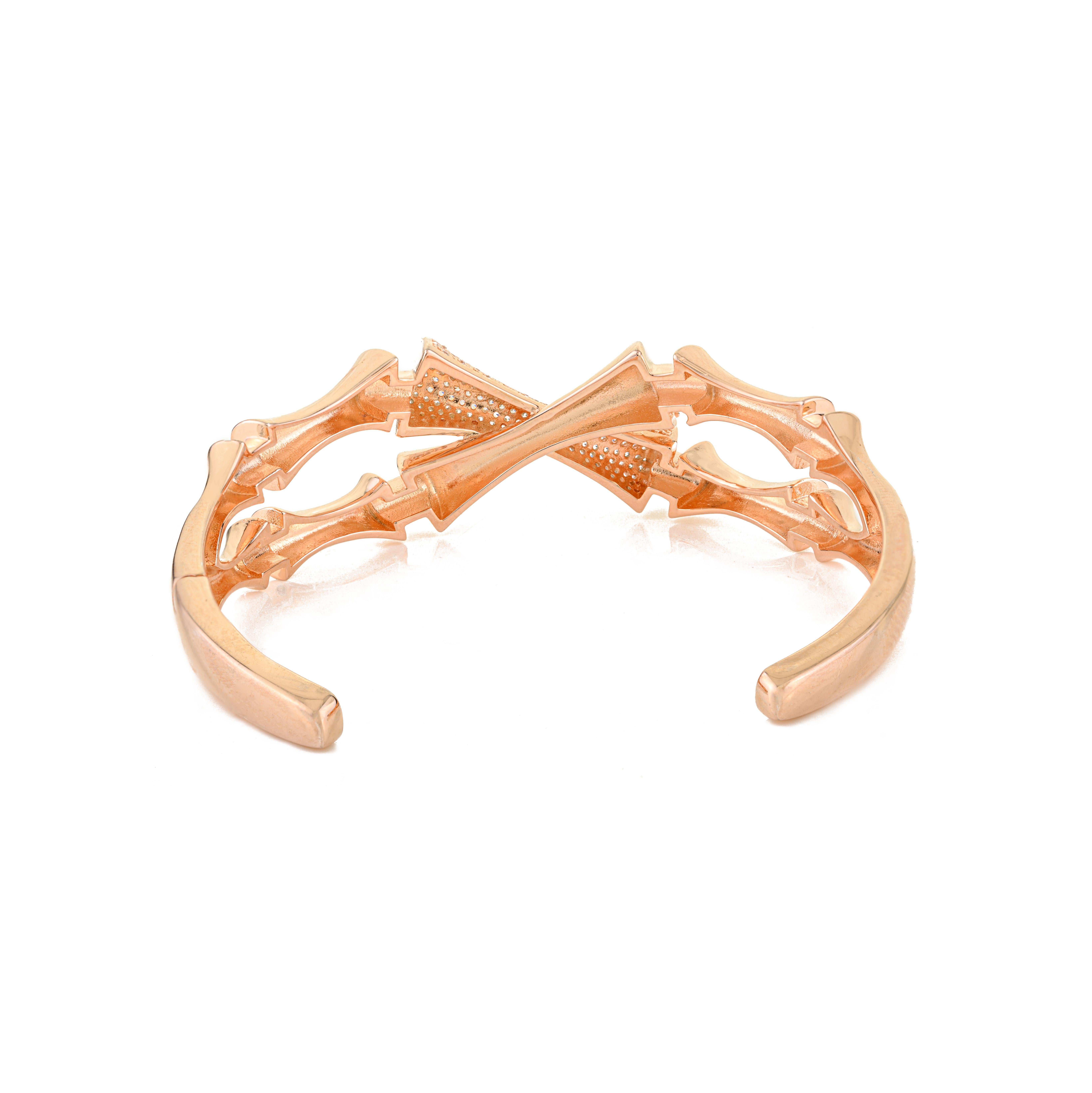 A Silver 925 Criss Cross Cubic Zirconia Rose Gold Plated Cuff Bracelet Neuf - En vente à New York, NY
