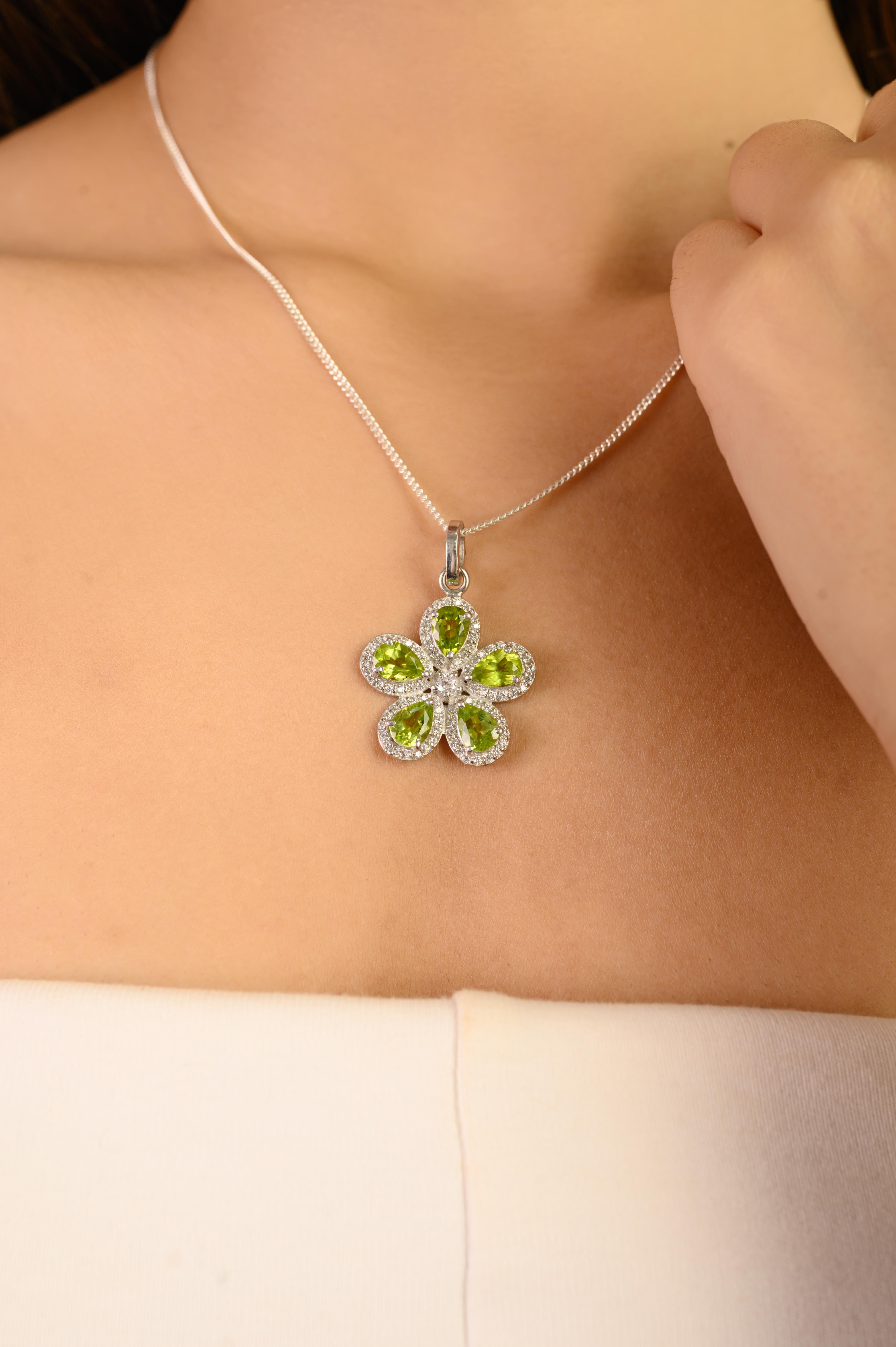 Silvorra 925 Argento Greene & Greene & Greene & Cubic Zirconia Ciondolo floreale Regalo di Natale in vendita 2