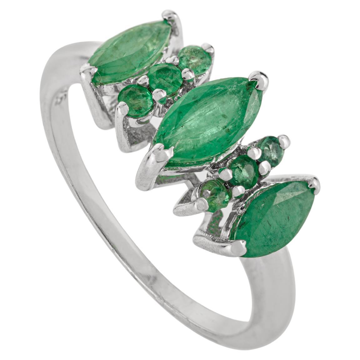 in vendita:  Anello a tre pietre con smeraldo naturale da 1,2 carati in argento 925 di Silvorra.