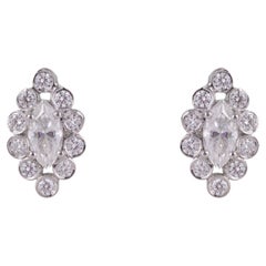 Pendientes de botón Silvorra de plata 925 con moissanita de talla marquesa y redonda, con diseño halo y cluster